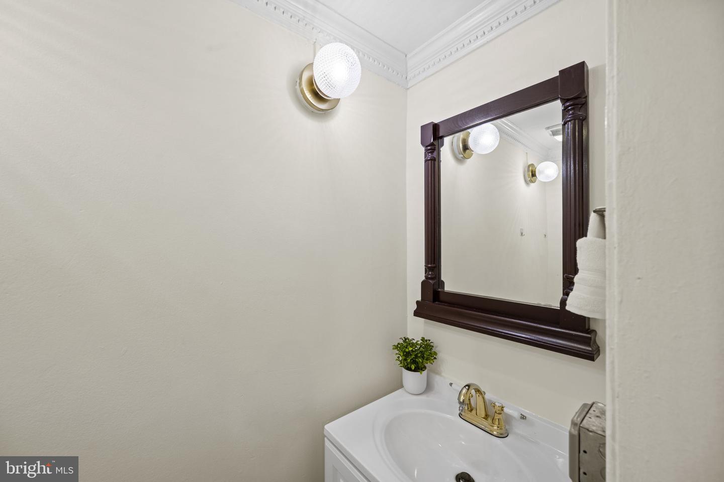 1423 HOLBROOK ST NE, WASHINGTON, District Of Columbia 20002, 3 Bedrooms Bedrooms, ,2 BathroomsBathrooms,Residential,For sale,1423 HOLBROOK ST NE,DCDC2177062 MLS # DCDC2177062