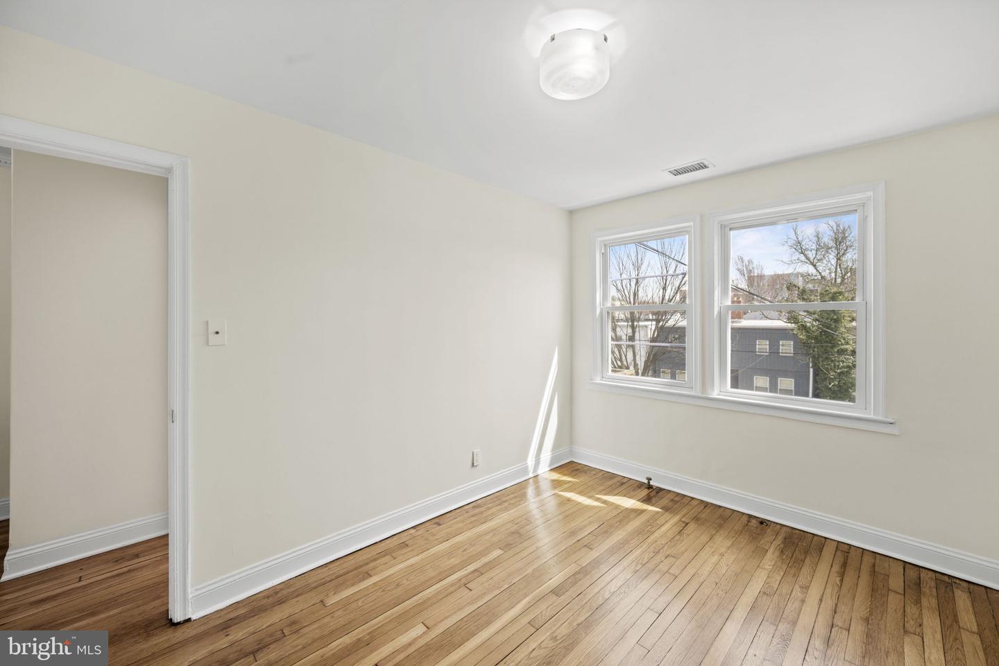 1423 HOLBROOK ST NE, WASHINGTON, District Of Columbia 20002, 3 Bedrooms Bedrooms, ,2 BathroomsBathrooms,Residential,For sale,1423 HOLBROOK ST NE,DCDC2177062 MLS # DCDC2177062