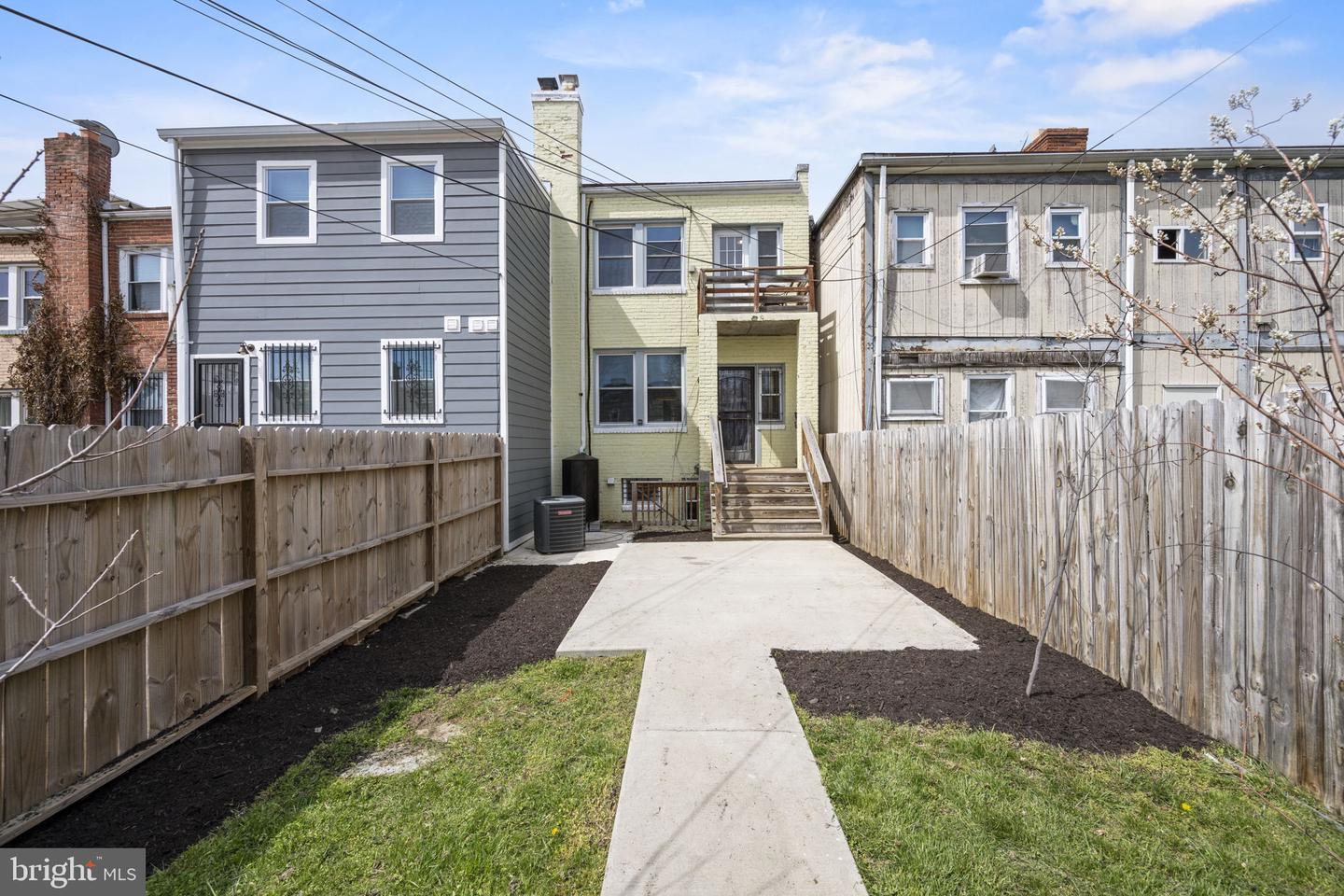 1423 HOLBROOK ST NE, WASHINGTON, District Of Columbia 20002, 3 Bedrooms Bedrooms, ,2 BathroomsBathrooms,Residential,For sale,1423 HOLBROOK ST NE,DCDC2177062 MLS # DCDC2177062