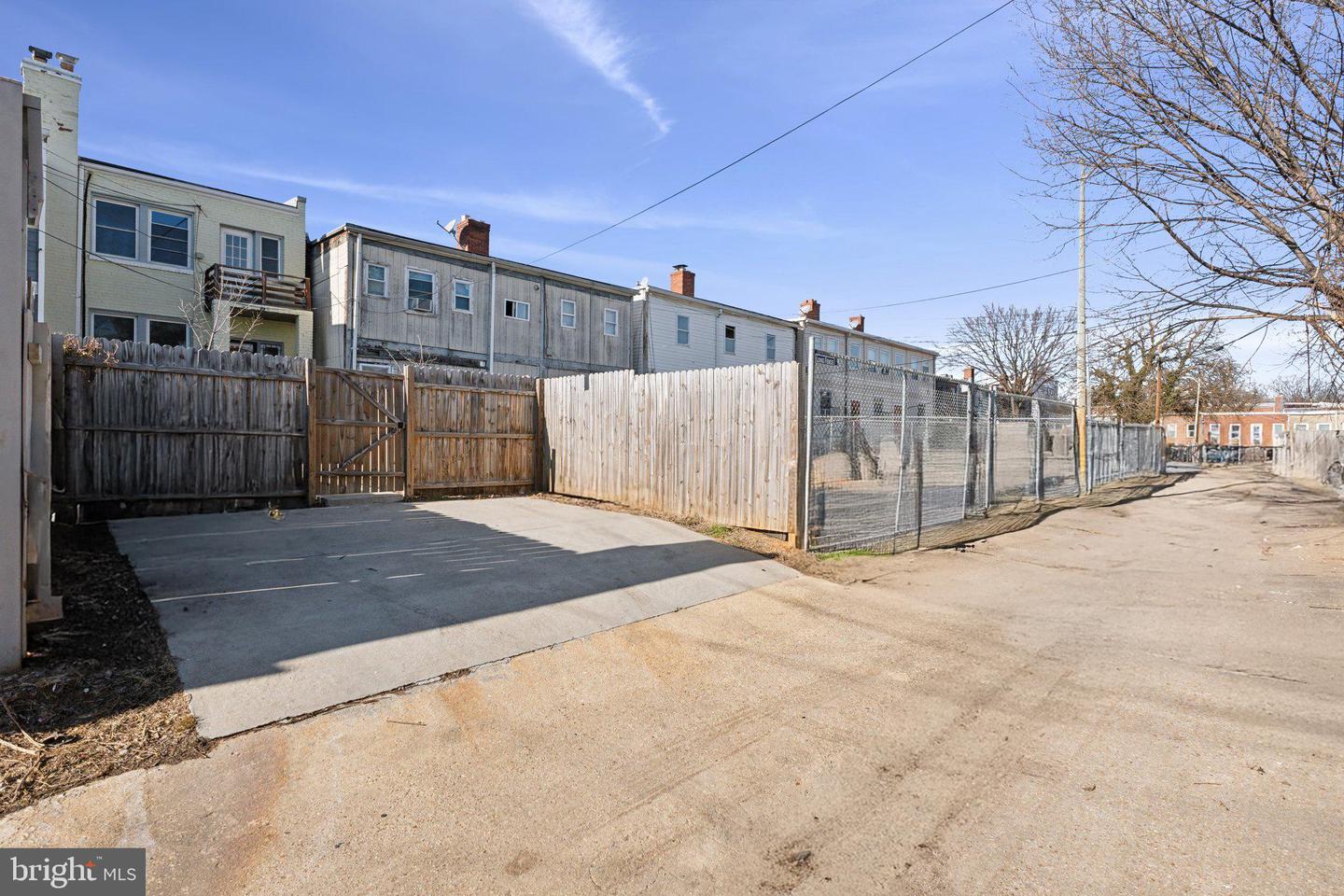 1423 HOLBROOK ST NE, WASHINGTON, District Of Columbia 20002, 3 Bedrooms Bedrooms, ,2 BathroomsBathrooms,Residential,For sale,1423 HOLBROOK ST NE,DCDC2177062 MLS # DCDC2177062