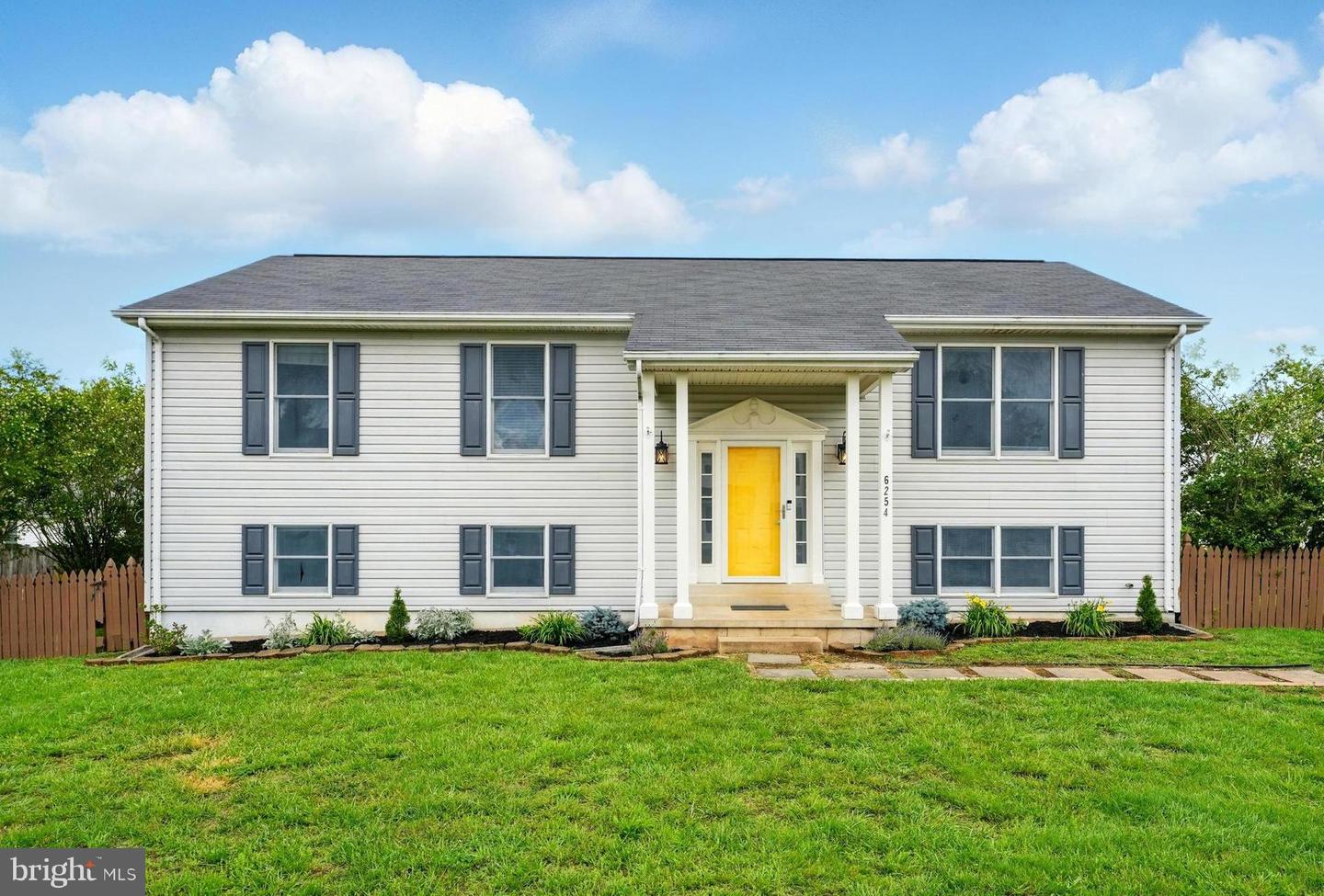 6254 GOULDING CT, BEALETON, Virginia 22712, 4 Bedrooms Bedrooms, ,3 BathroomsBathrooms,Residential,For sale,6254 GOULDING CT,VAFQ2015542 MLS # VAFQ2015542
