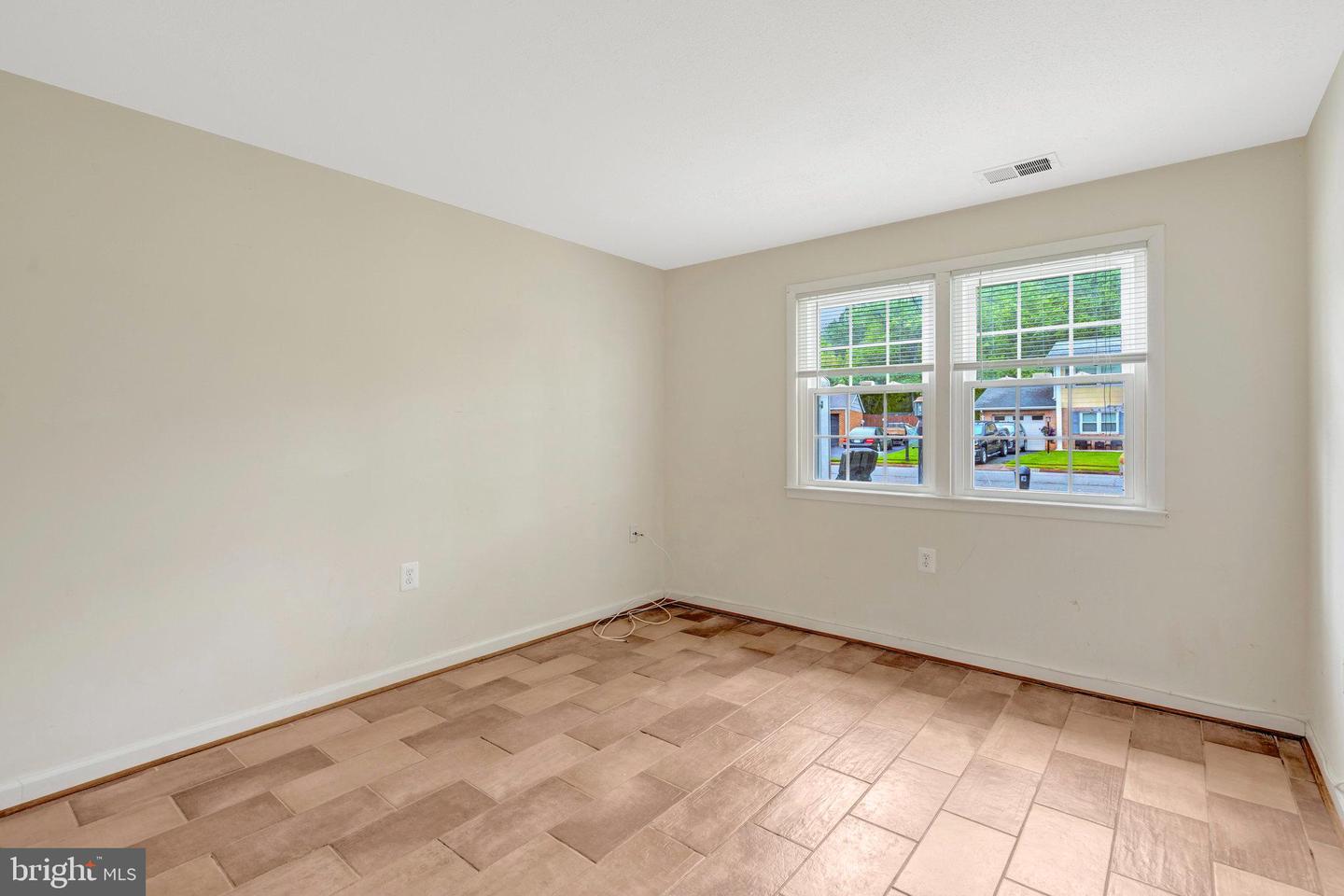 13498 KEYTONE RD, WOODBRIDGE, Virginia 22193, 4 Bedrooms Bedrooms, ,3 BathroomsBathrooms,Residential,For sale,13498 KEYTONE RD,VAPW2088624 MLS # VAPW2088624