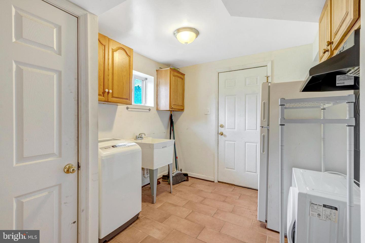 13498 KEYTONE RD, WOODBRIDGE, Virginia 22193, 4 Bedrooms Bedrooms, ,3 BathroomsBathrooms,Residential,For sale,13498 KEYTONE RD,VAPW2088624 MLS # VAPW2088624