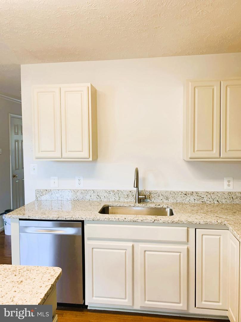 207 REGINA LN, FREDERICKSBURG, Virginia 22405, 3 Bedrooms Bedrooms, ,2 BathroomsBathrooms,Residential,For sale,207 REGINA LN,VAST2037008 MLS # VAST2037008