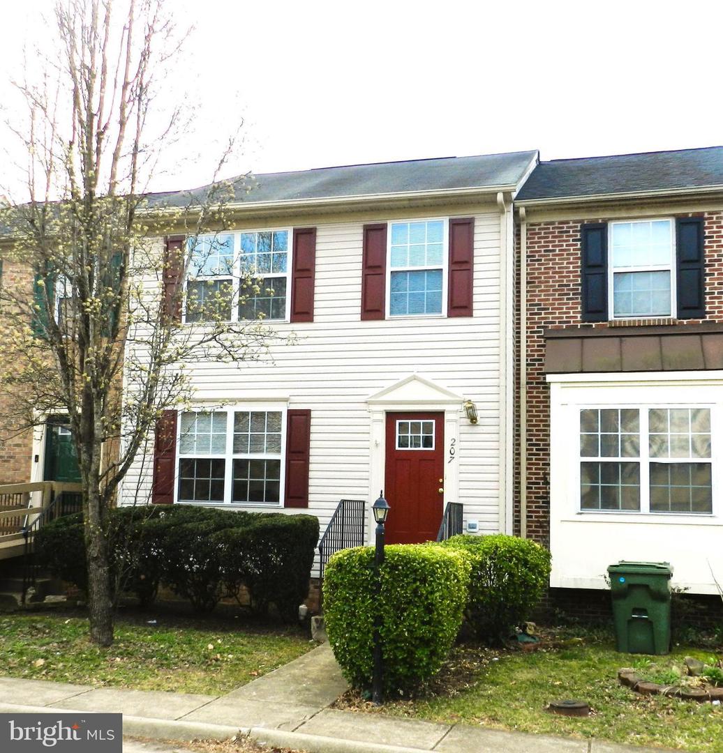 207 REGINA LN, FREDERICKSBURG, Virginia 22405, 3 Bedrooms Bedrooms, ,2 BathroomsBathrooms,Residential,For sale,207 REGINA LN,VAST2037008 MLS # VAST2037008