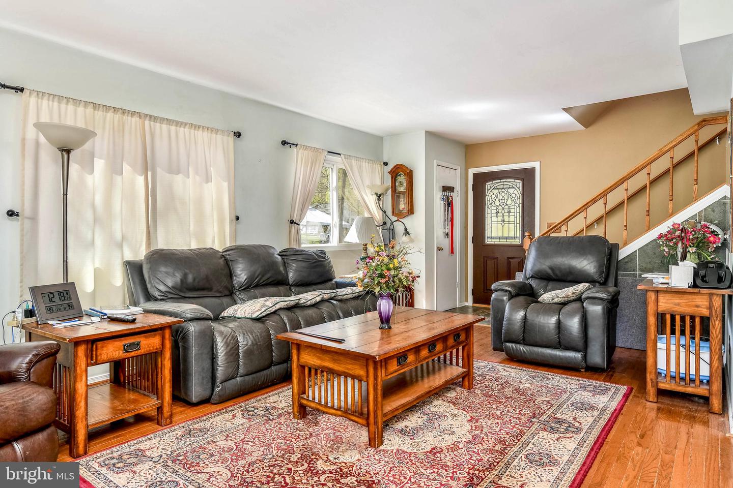 7809 LAKE DR, MANASSAS, Virginia 20111, 4 Bedrooms Bedrooms, ,2 BathroomsBathrooms,Residential,For sale,7809 LAKE DR,VAPW2091474 MLS # VAPW2091474