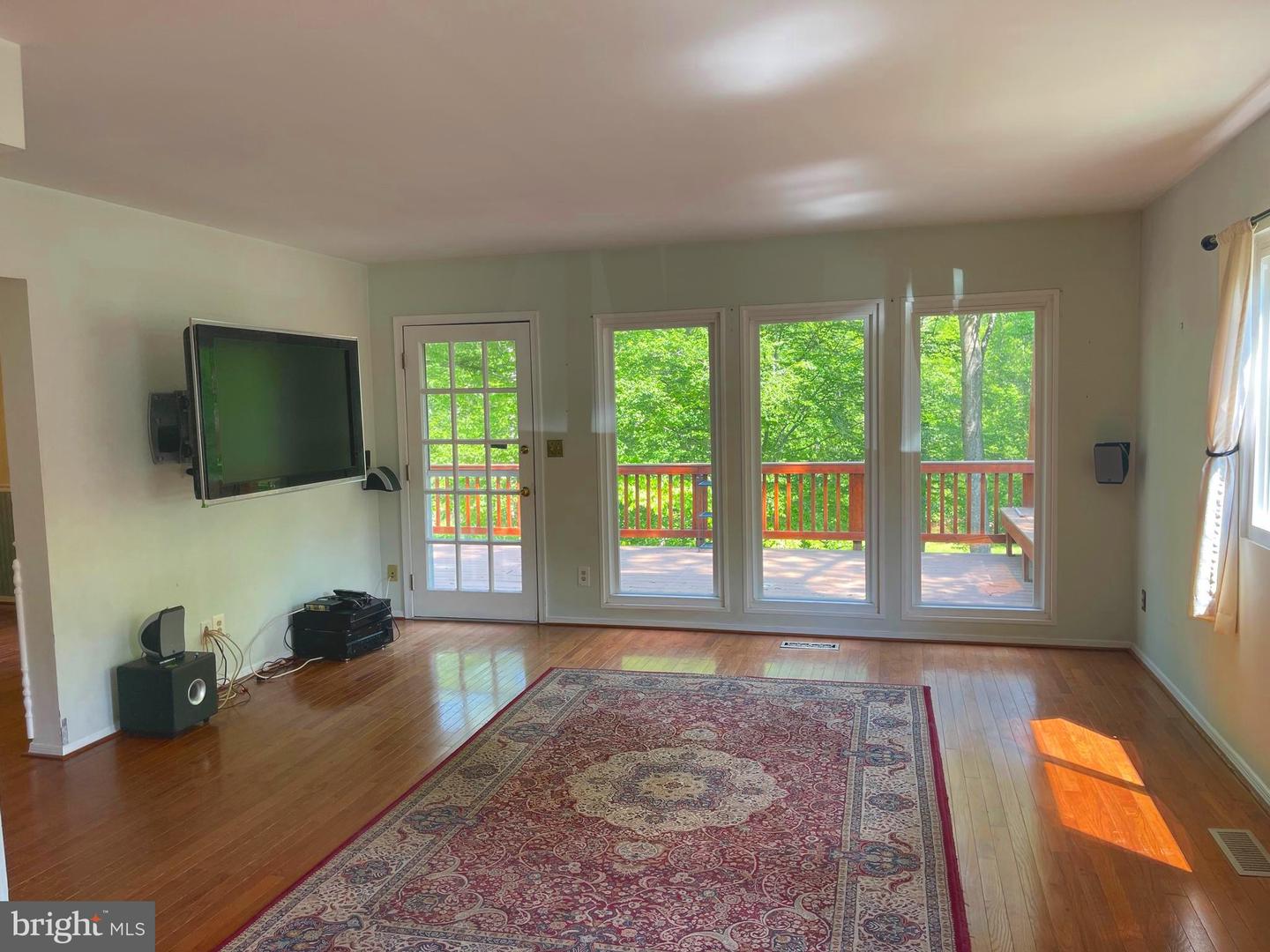 7809 LAKE DR, MANASSAS, Virginia 20111, 4 Bedrooms Bedrooms, ,2 BathroomsBathrooms,Residential,For sale,7809 LAKE DR,VAPW2091474 MLS # VAPW2091474