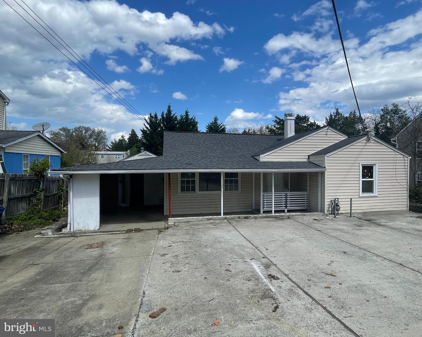 6384 LINCOLNIA RD, ALEXANDRIA, Virginia 22312, 5 Bedrooms Bedrooms, ,2 BathroomsBathrooms,Residential,For sale,6384 LINCOLNIA RD,VAFX2234376 MLS # VAFX2234376