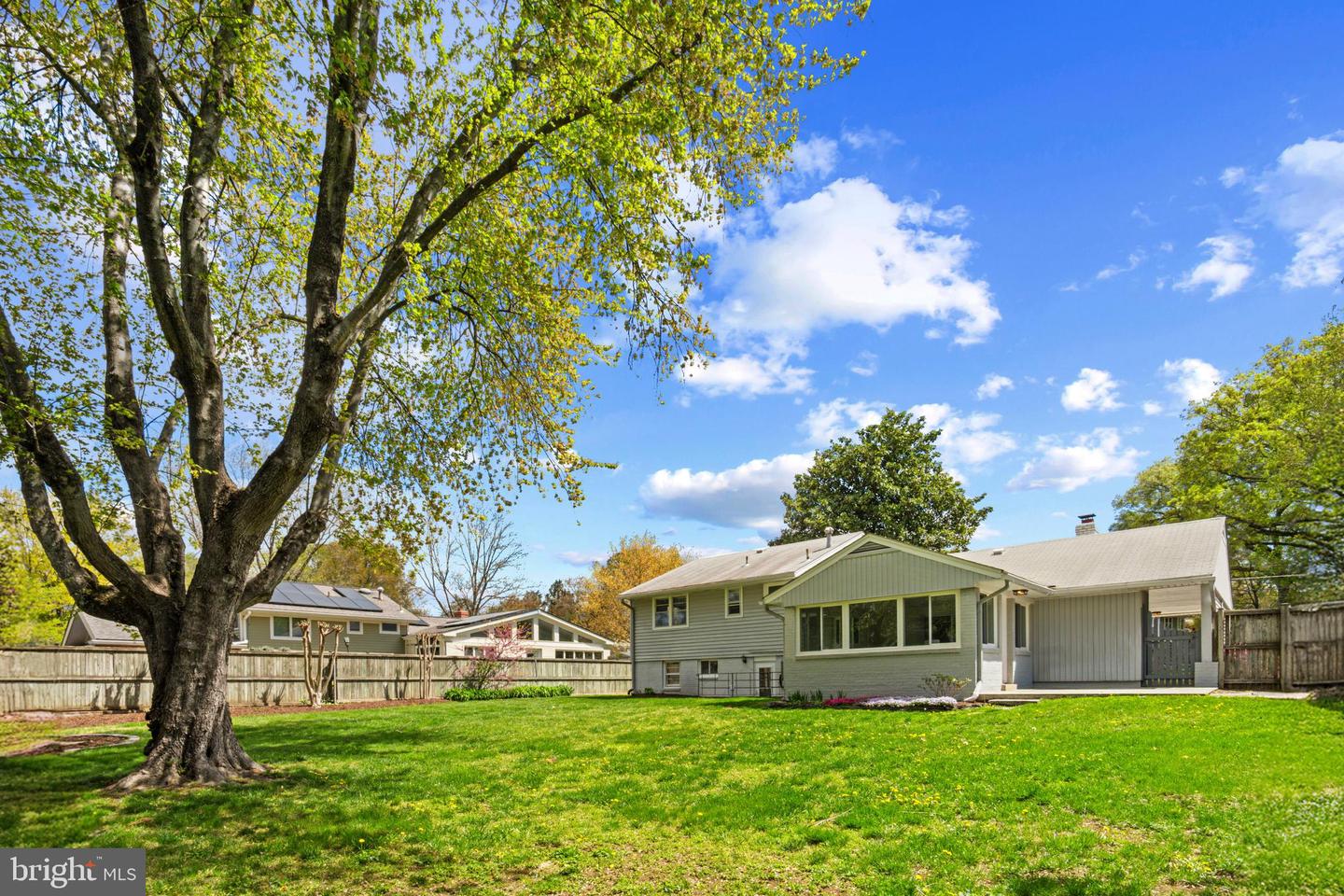 8318 FELTON LN, ALEXANDRIA, Virginia 22308, 4 Bedrooms Bedrooms, ,3 BathroomsBathrooms,Residential,For sale,8318 FELTON LN,VAFX2235490 MLS # VAFX2235490