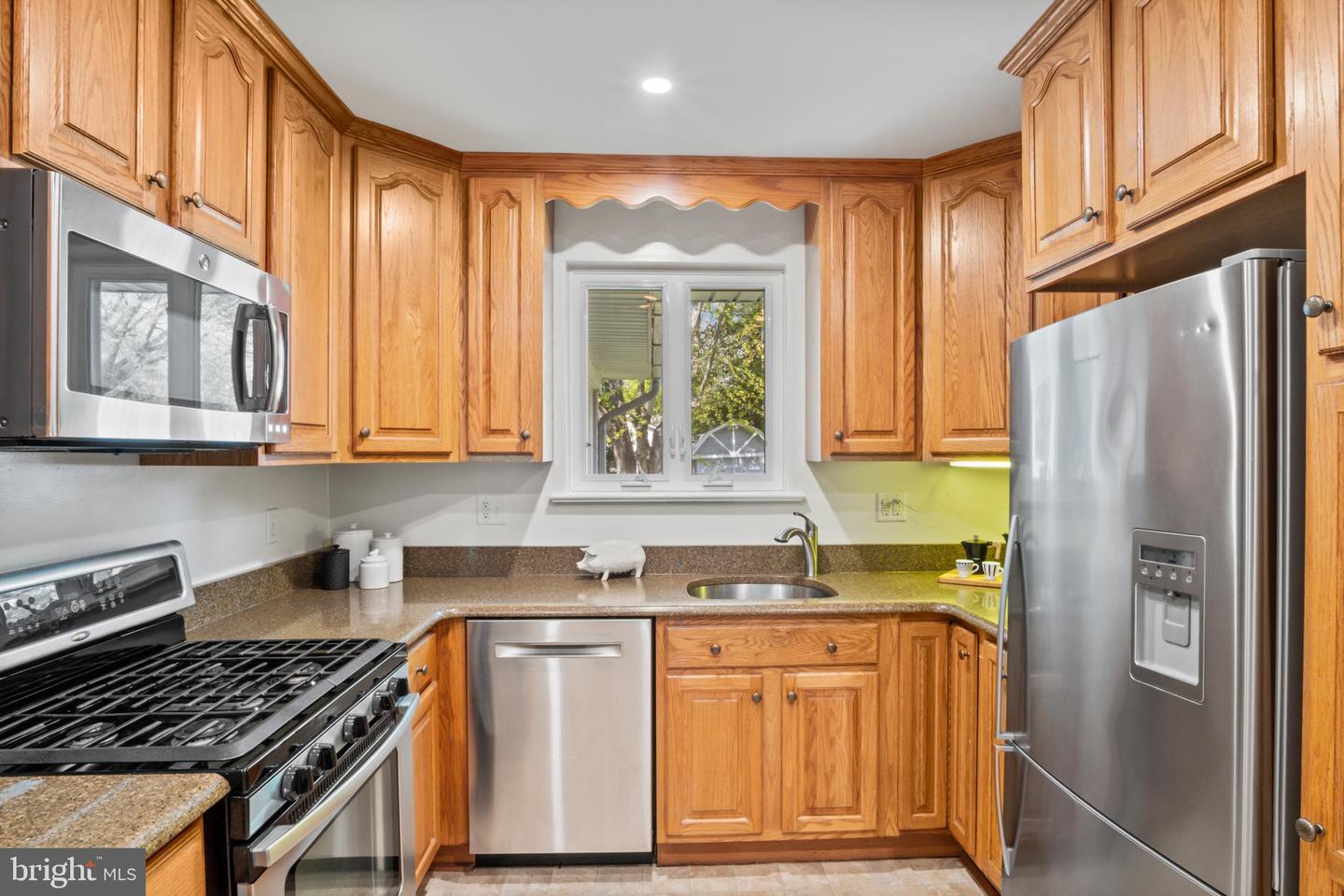 8318 FELTON LN, ALEXANDRIA, Virginia 22308, 4 Bedrooms Bedrooms, ,3 BathroomsBathrooms,Residential,For sale,8318 FELTON LN,VAFX2235490 MLS # VAFX2235490