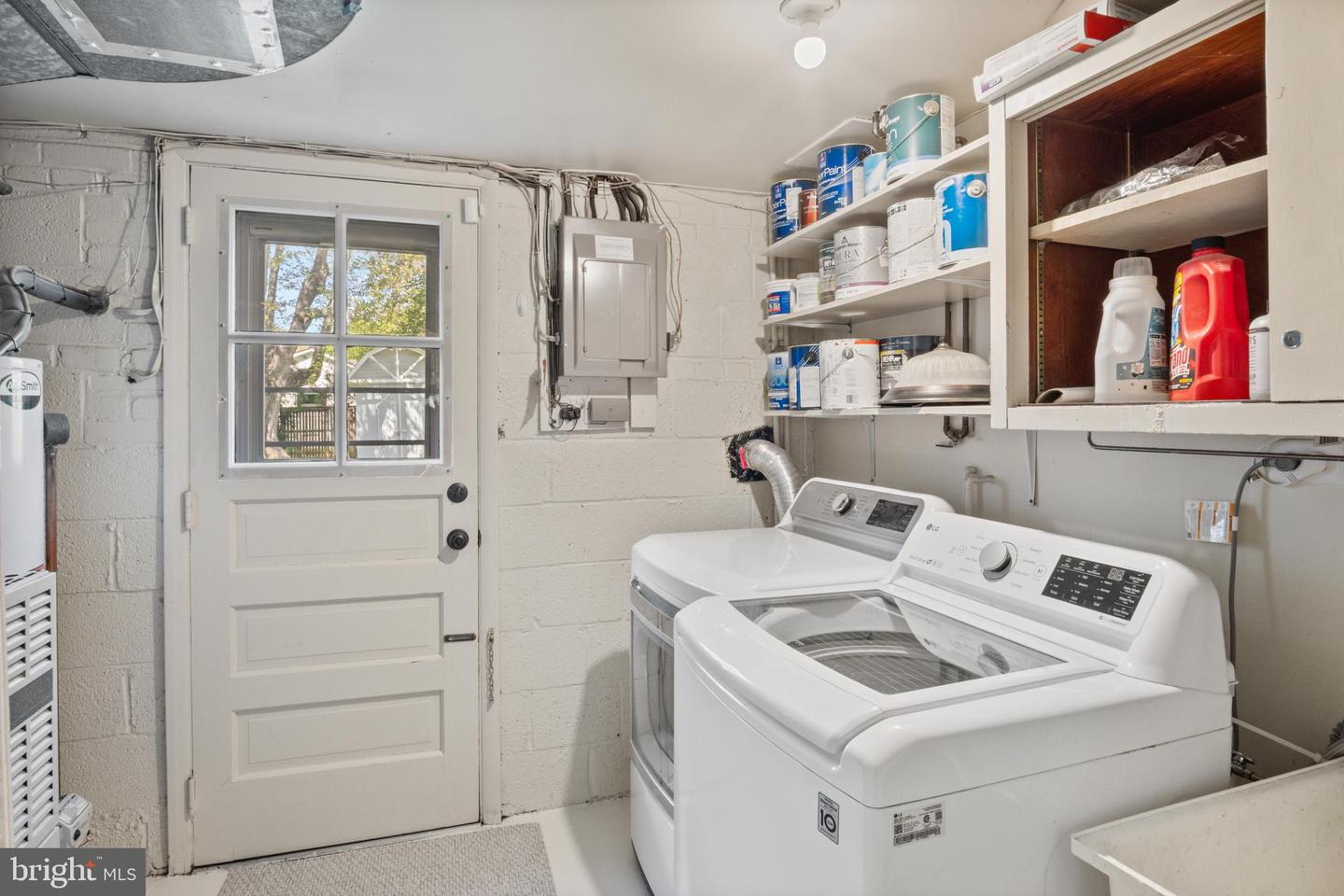 8318 FELTON LN, ALEXANDRIA, Virginia 22308, 4 Bedrooms Bedrooms, ,3 BathroomsBathrooms,Residential,For sale,8318 FELTON LN,VAFX2235490 MLS # VAFX2235490