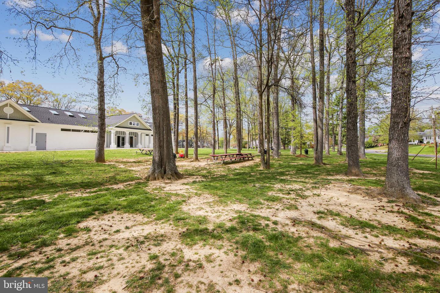 8318 FELTON LN, ALEXANDRIA, Virginia 22308, 4 Bedrooms Bedrooms, ,3 BathroomsBathrooms,Residential,For sale,8318 FELTON LN,VAFX2235490 MLS # VAFX2235490