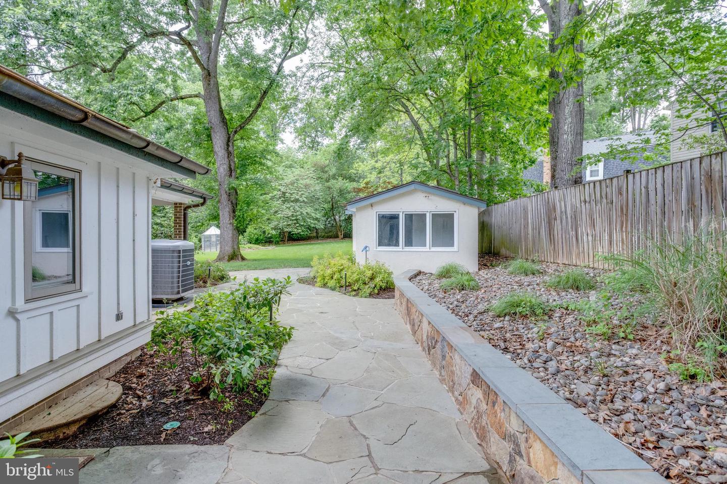 8604 TOBIN RD, ANNANDALE, Virginia 22003, 4 Bedrooms Bedrooms, ,3 BathroomsBathrooms,Residential,For sale,8604 TOBIN RD,VAFX2235654 MLS # VAFX2235654