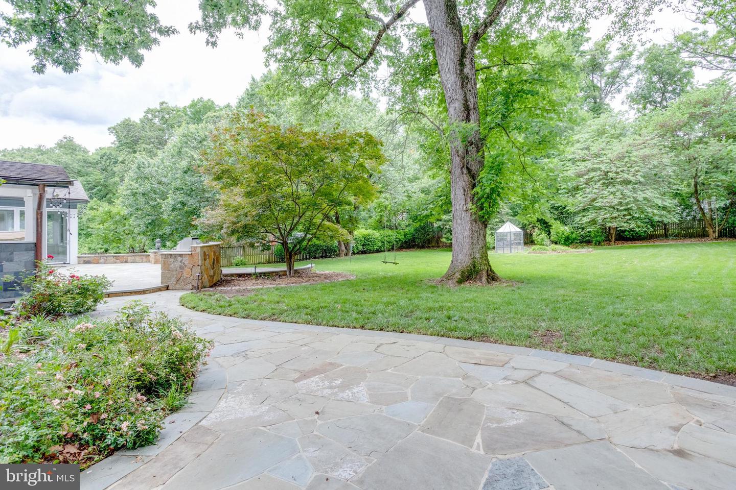 8604 TOBIN RD, ANNANDALE, Virginia 22003, 4 Bedrooms Bedrooms, ,3 BathroomsBathrooms,Residential,For sale,8604 TOBIN RD,VAFX2235654 MLS # VAFX2235654