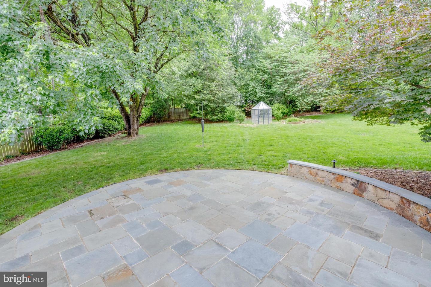 8604 TOBIN RD, ANNANDALE, Virginia 22003, 4 Bedrooms Bedrooms, ,3 BathroomsBathrooms,Residential,For sale,8604 TOBIN RD,VAFX2235654 MLS # VAFX2235654