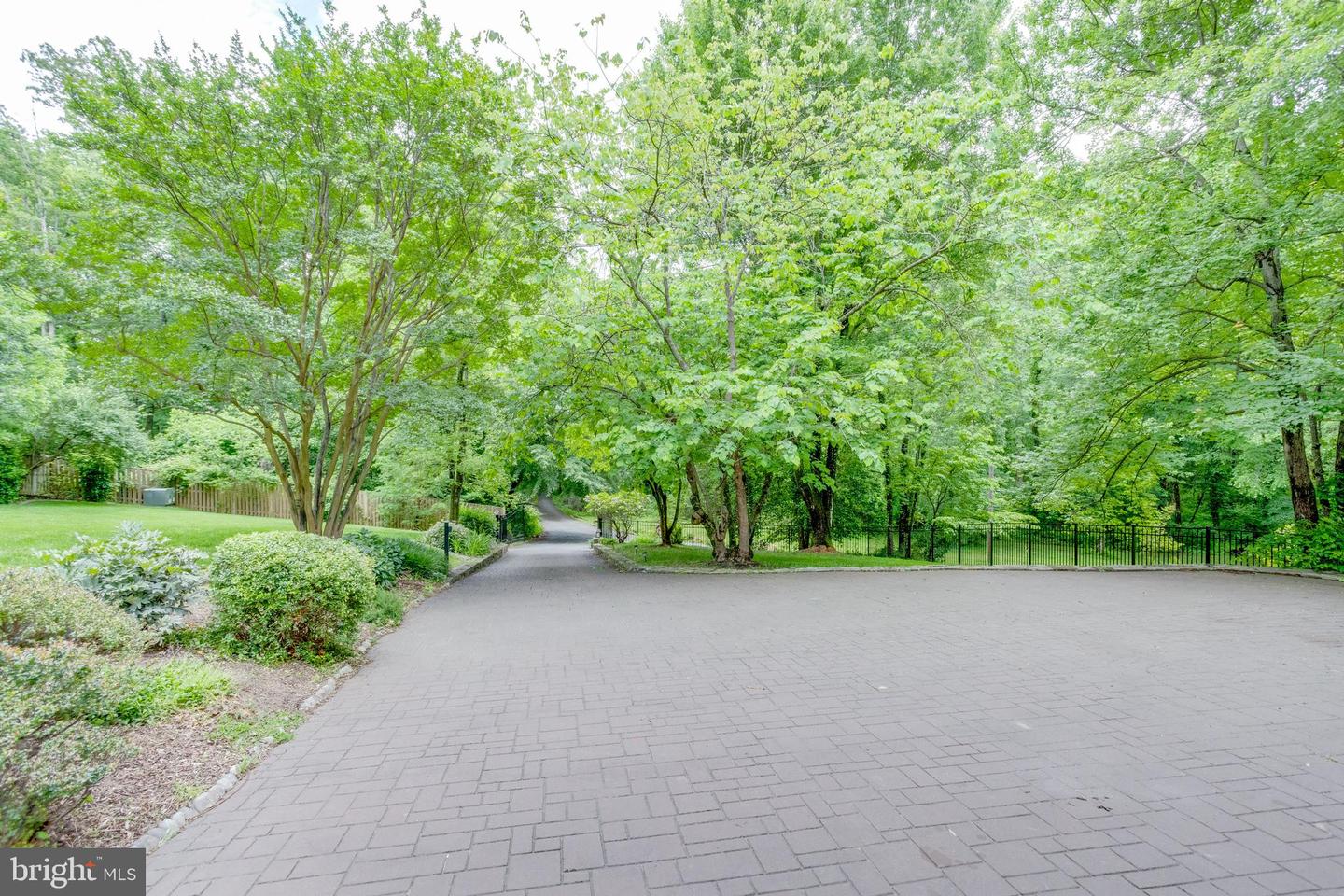8604 TOBIN RD, ANNANDALE, Virginia 22003, 4 Bedrooms Bedrooms, ,3 BathroomsBathrooms,Residential,For sale,8604 TOBIN RD,VAFX2235654 MLS # VAFX2235654