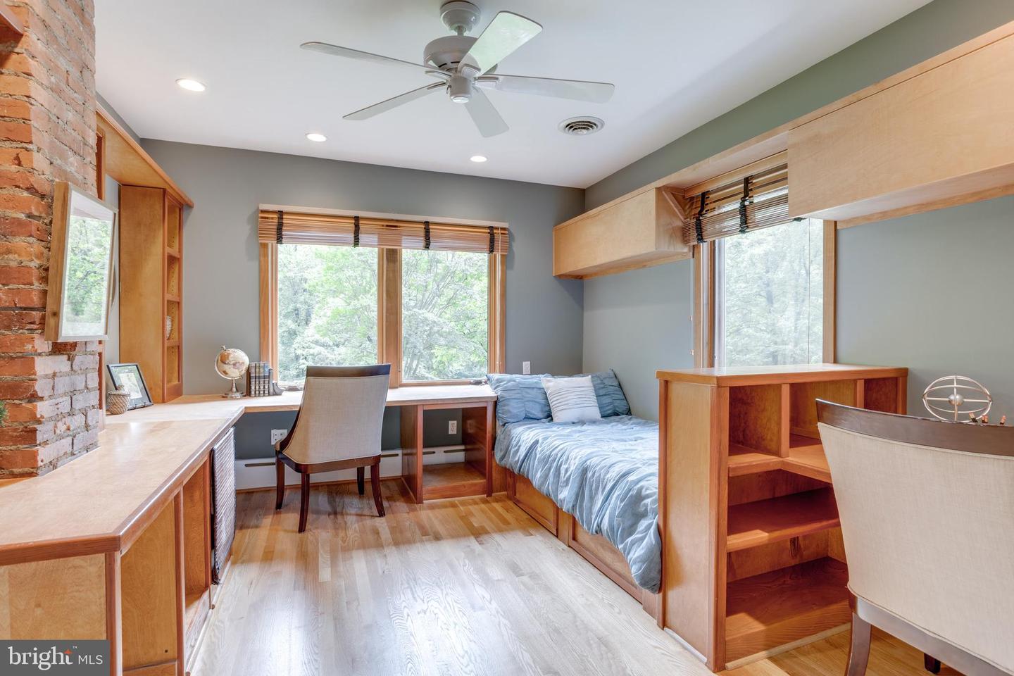8604 TOBIN RD, ANNANDALE, Virginia 22003, 4 Bedrooms Bedrooms, ,3 BathroomsBathrooms,Residential,For sale,8604 TOBIN RD,VAFX2235654 MLS # VAFX2235654