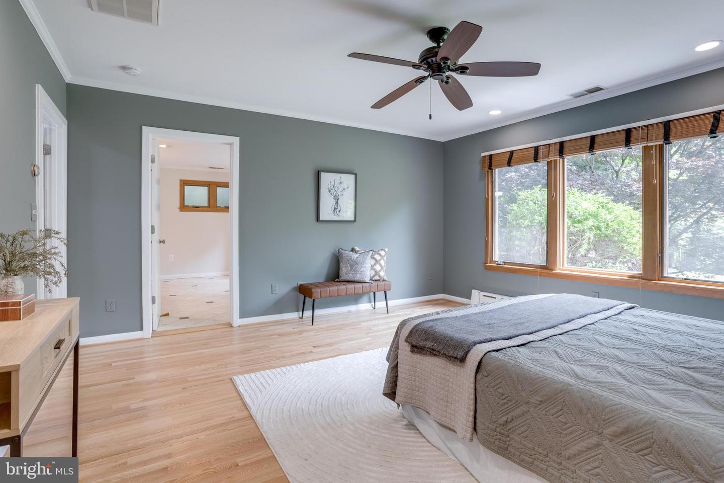 8604 TOBIN RD, ANNANDALE, Virginia 22003, 4 Bedrooms Bedrooms, ,3 BathroomsBathrooms,Residential,For sale,8604 TOBIN RD,VAFX2235654 MLS # VAFX2235654