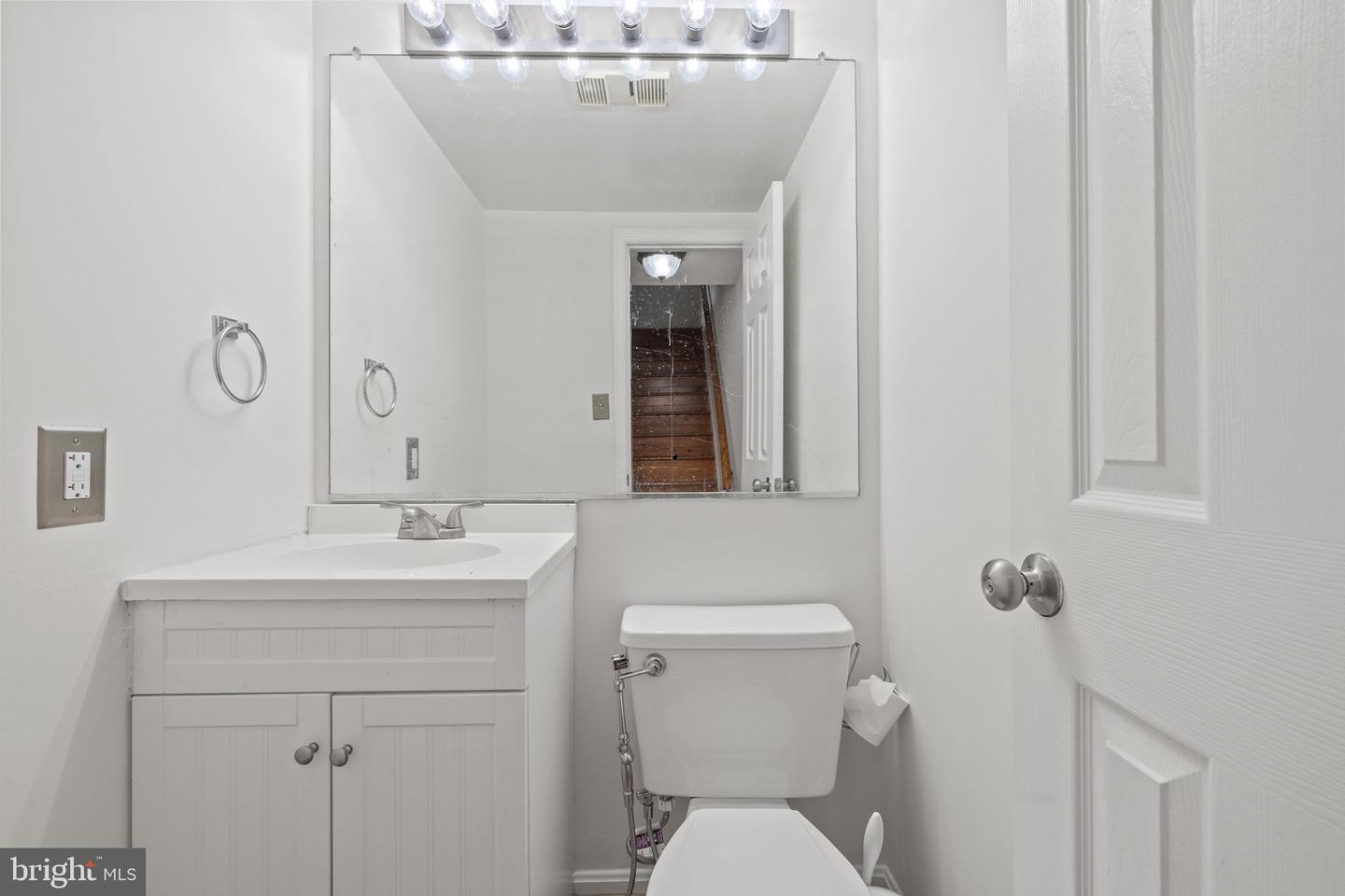 4045 CHETHAM WAY, WOODBRIDGE, Virginia 22192, 3 Bedrooms Bedrooms, ,2 BathroomsBathrooms,Residential,For sale,4045 CHETHAM WAY,VAPW2092732 MLS # VAPW2092732