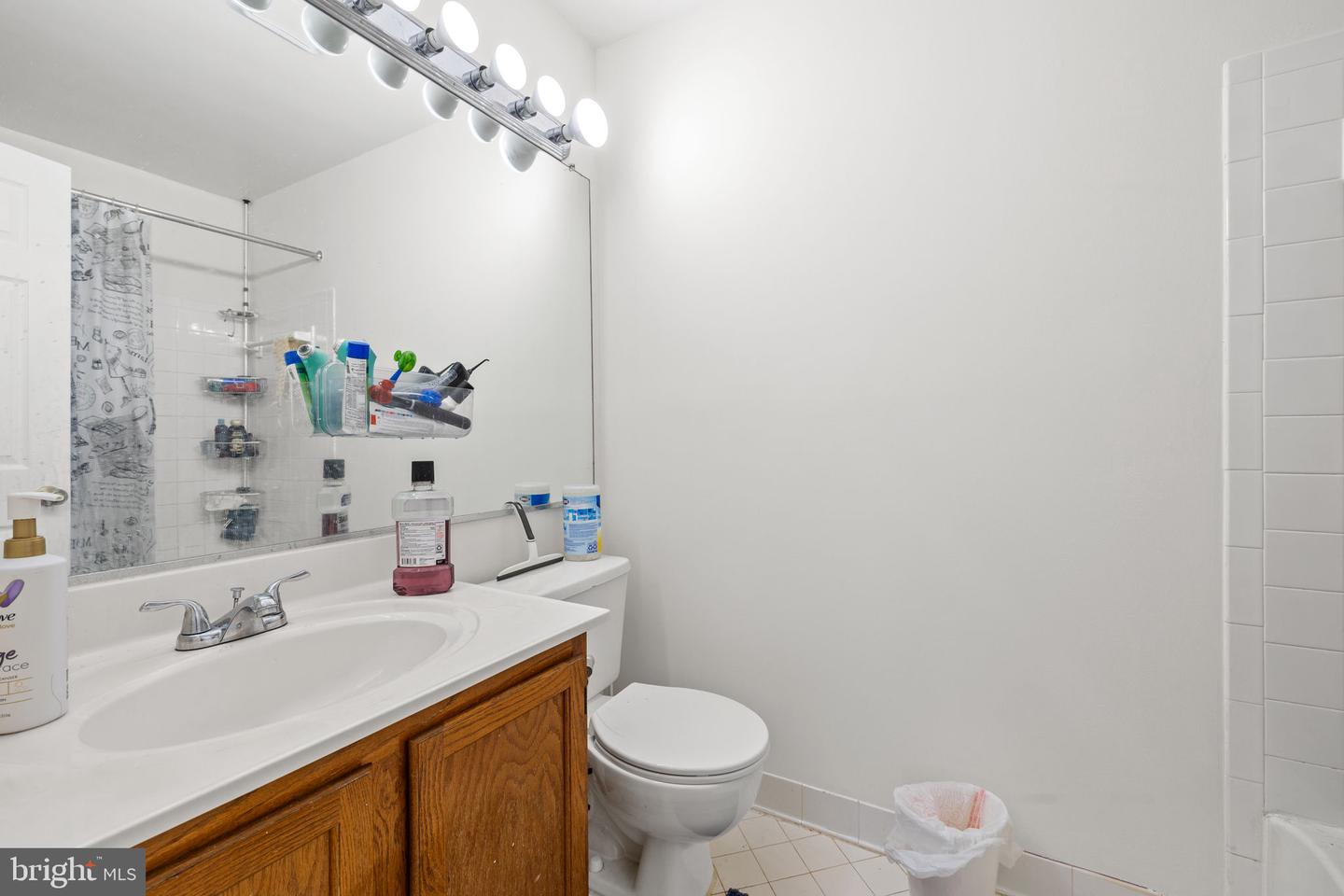 4045 CHETHAM WAY, WOODBRIDGE, Virginia 22192, 3 Bedrooms Bedrooms, ,2 BathroomsBathrooms,Residential,For sale,4045 CHETHAM WAY,VAPW2092732 MLS # VAPW2092732