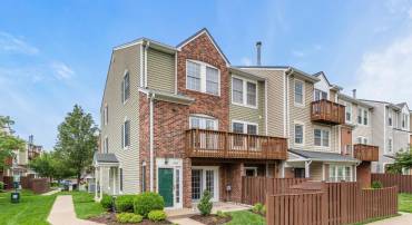 4045 CHETHAM WAY, WOODBRIDGE, Virginia 22192, 3 Bedrooms Bedrooms, ,2 BathroomsBathrooms,Residential,For sale,4045 CHETHAM WAY,VAPW2092732 MLS # VAPW2092732
