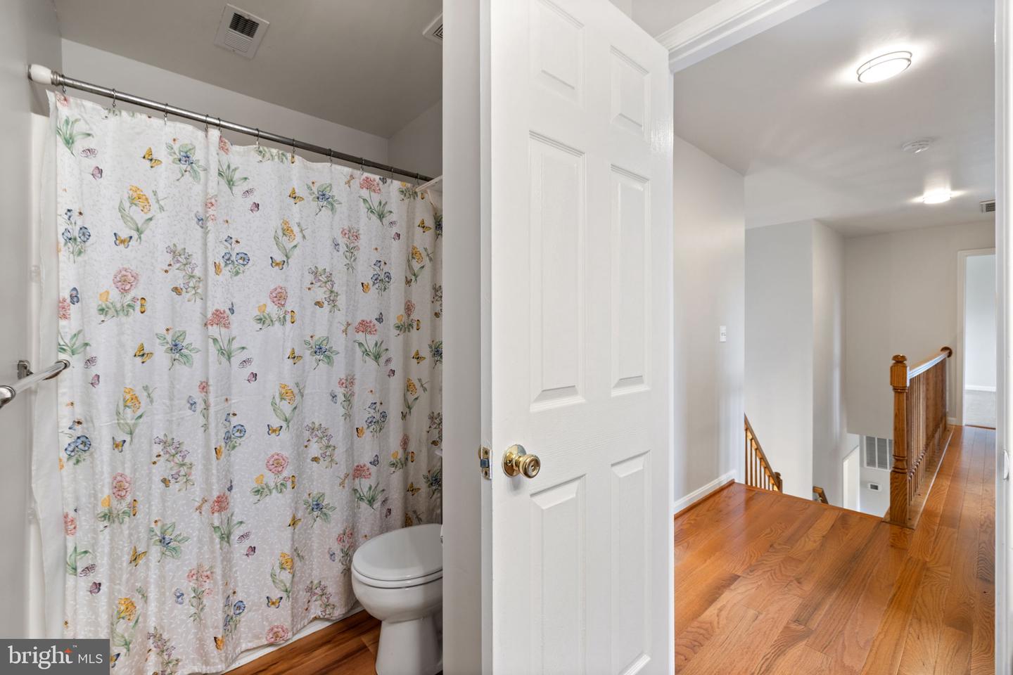 5722 POND VIEW LN, BROAD RUN, Virginia 20137, 4 Bedrooms Bedrooms, ,3 BathroomsBathrooms,Residential,For sale,5722 POND VIEW LN,VAFQ2016460 MLS # VAFQ2016460