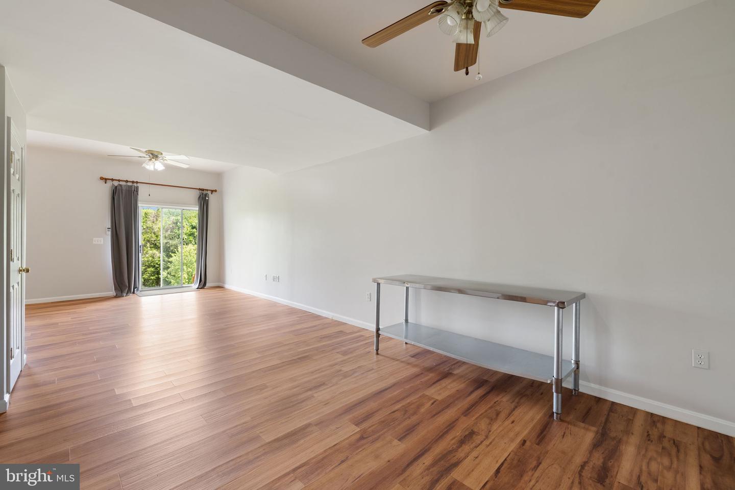 5722 POND VIEW LN, BROAD RUN, Virginia 20137, 4 Bedrooms Bedrooms, ,3 BathroomsBathrooms,Residential,For sale,5722 POND VIEW LN,VAFQ2016460 MLS # VAFQ2016460