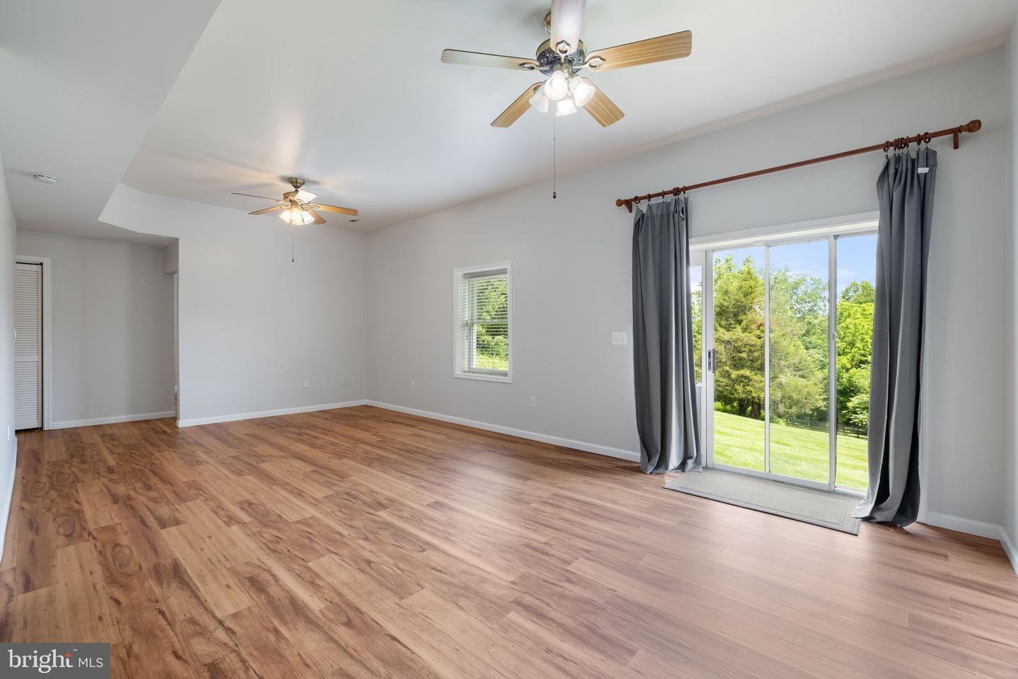 5722 POND VIEW LN, BROAD RUN, Virginia 20137, 4 Bedrooms Bedrooms, ,3 BathroomsBathrooms,Residential,For sale,5722 POND VIEW LN,VAFQ2016460 MLS # VAFQ2016460
