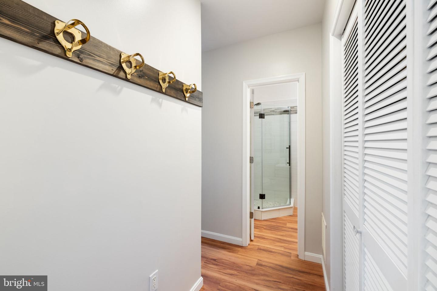 5722 POND VIEW LN, BROAD RUN, Virginia 20137, 4 Bedrooms Bedrooms, ,3 BathroomsBathrooms,Residential,For sale,5722 POND VIEW LN,VAFQ2016460 MLS # VAFQ2016460