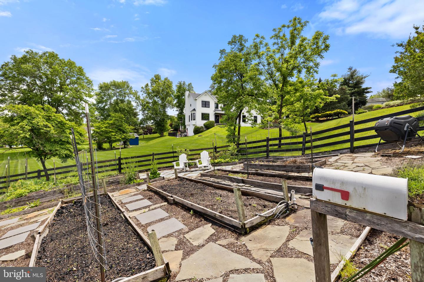 5722 POND VIEW LN, BROAD RUN, Virginia 20137, 4 Bedrooms Bedrooms, ,3 BathroomsBathrooms,Residential,For sale,5722 POND VIEW LN,VAFQ2016460 MLS # VAFQ2016460