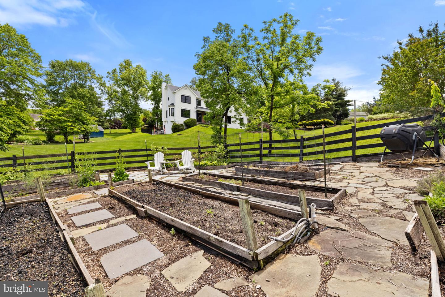 5722 POND VIEW LN, BROAD RUN, Virginia 20137, 4 Bedrooms Bedrooms, ,3 BathroomsBathrooms,Residential,For sale,5722 POND VIEW LN,VAFQ2016460 MLS # VAFQ2016460