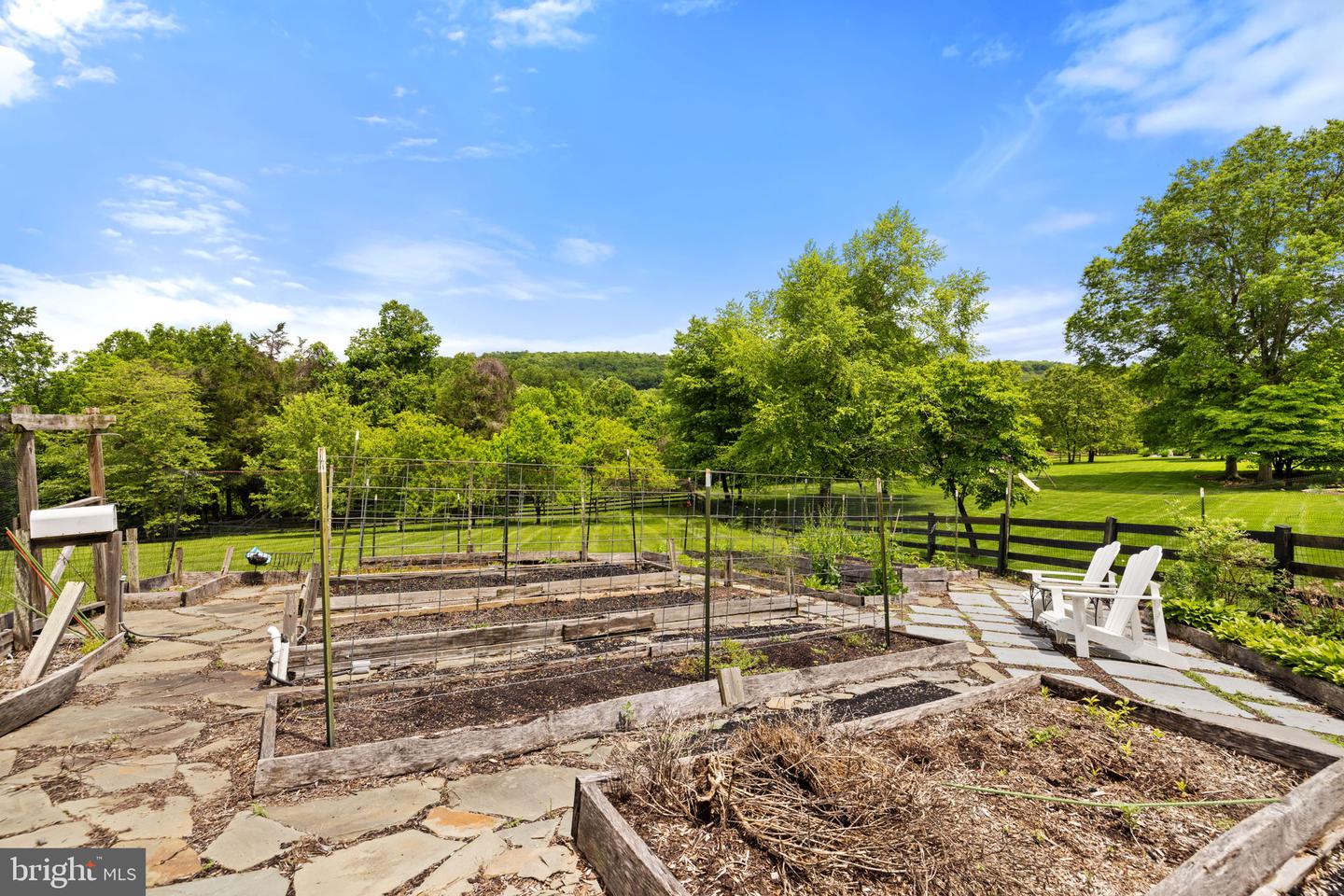 5722 POND VIEW LN, BROAD RUN, Virginia 20137, 4 Bedrooms Bedrooms, ,3 BathroomsBathrooms,Residential,For sale,5722 POND VIEW LN,VAFQ2016460 MLS # VAFQ2016460