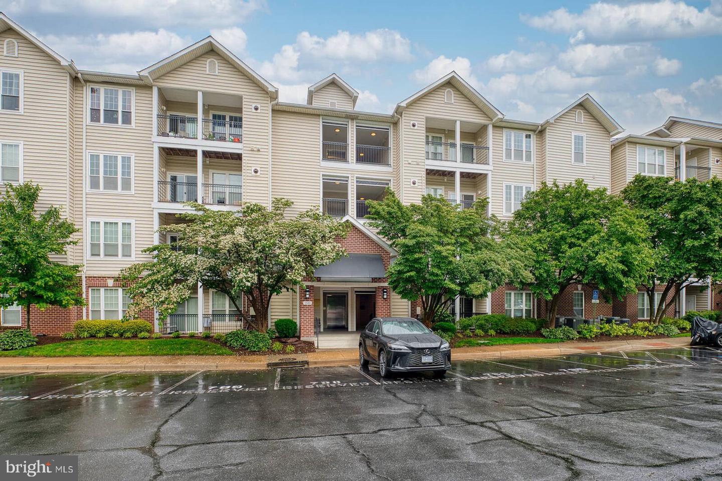 1530 SPRING GATE DR #9208, MCLEAN, Virginia 22102, 3 Bedrooms Bedrooms, ,2 BathroomsBathrooms,Residential,For sale,1530 SPRING GATE DR #9208,VAFX2238390 MLS # VAFX2238390