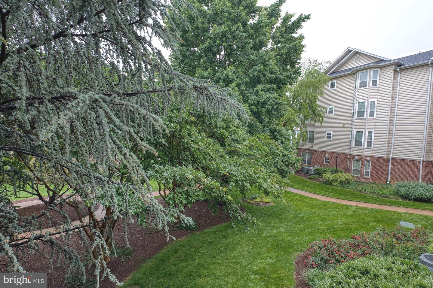 1530 SPRING GATE DR #9208, MCLEAN, Virginia 22102, 3 Bedrooms Bedrooms, ,2 BathroomsBathrooms,Residential,For sale,1530 SPRING GATE DR #9208,VAFX2238390 MLS # VAFX2238390