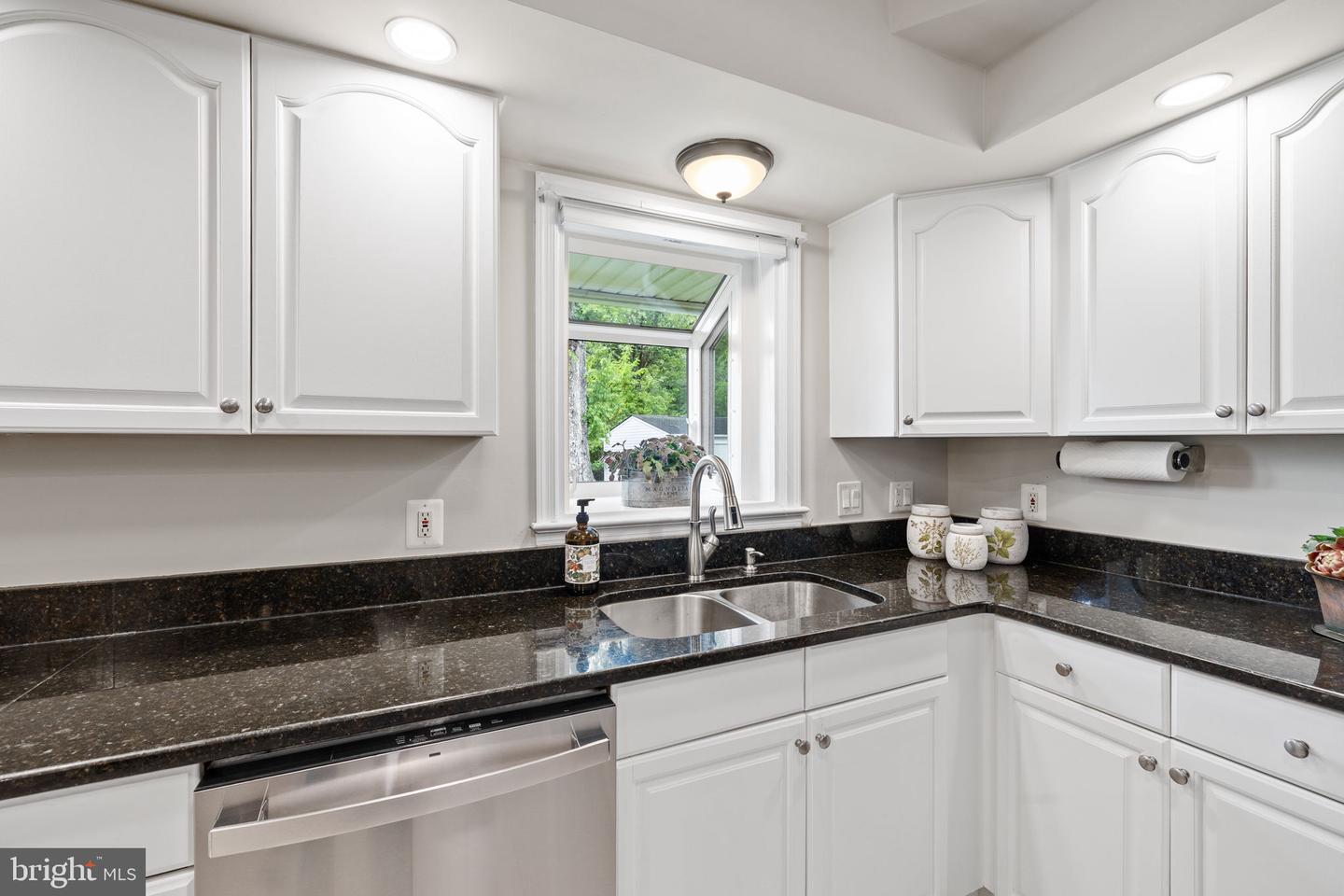 5436 BALLS MILL RD, MIDLAND, Virginia 22728, 4 Bedrooms Bedrooms, ,4 BathroomsBathrooms,Residential,For sale,5436 BALLS MILL RD,VAFQ2016572 MLS # VAFQ2016572