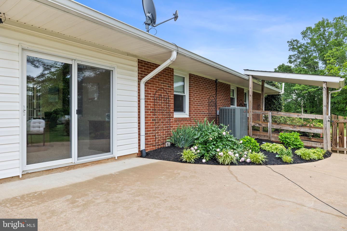 5436 BALLS MILL RD, MIDLAND, Virginia 22728, 4 Bedrooms Bedrooms, ,4 BathroomsBathrooms,Residential,For sale,5436 BALLS MILL RD,VAFQ2016572 MLS # VAFQ2016572