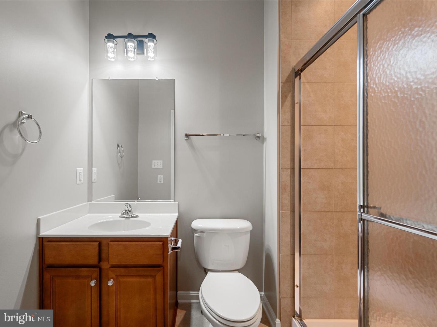 800 KENNEDY DR, WINCHESTER, Virginia 22601, 5 Bedrooms Bedrooms, ,4 BathroomsBathrooms,Residential,For sale,800 KENNEDY DR,VAWI2007660 MLS # VAWI2007660