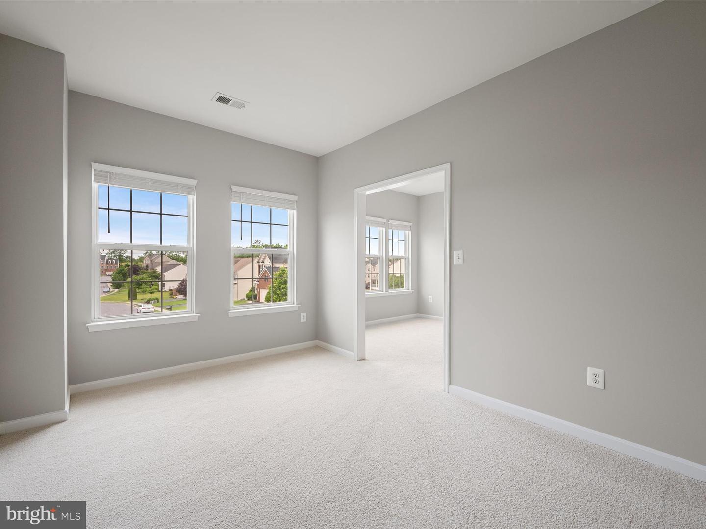 800 KENNEDY DR, WINCHESTER, Virginia 22601, 5 Bedrooms Bedrooms, ,4 BathroomsBathrooms,Residential,For sale,800 KENNEDY DR,VAWI2007660 MLS # VAWI2007660