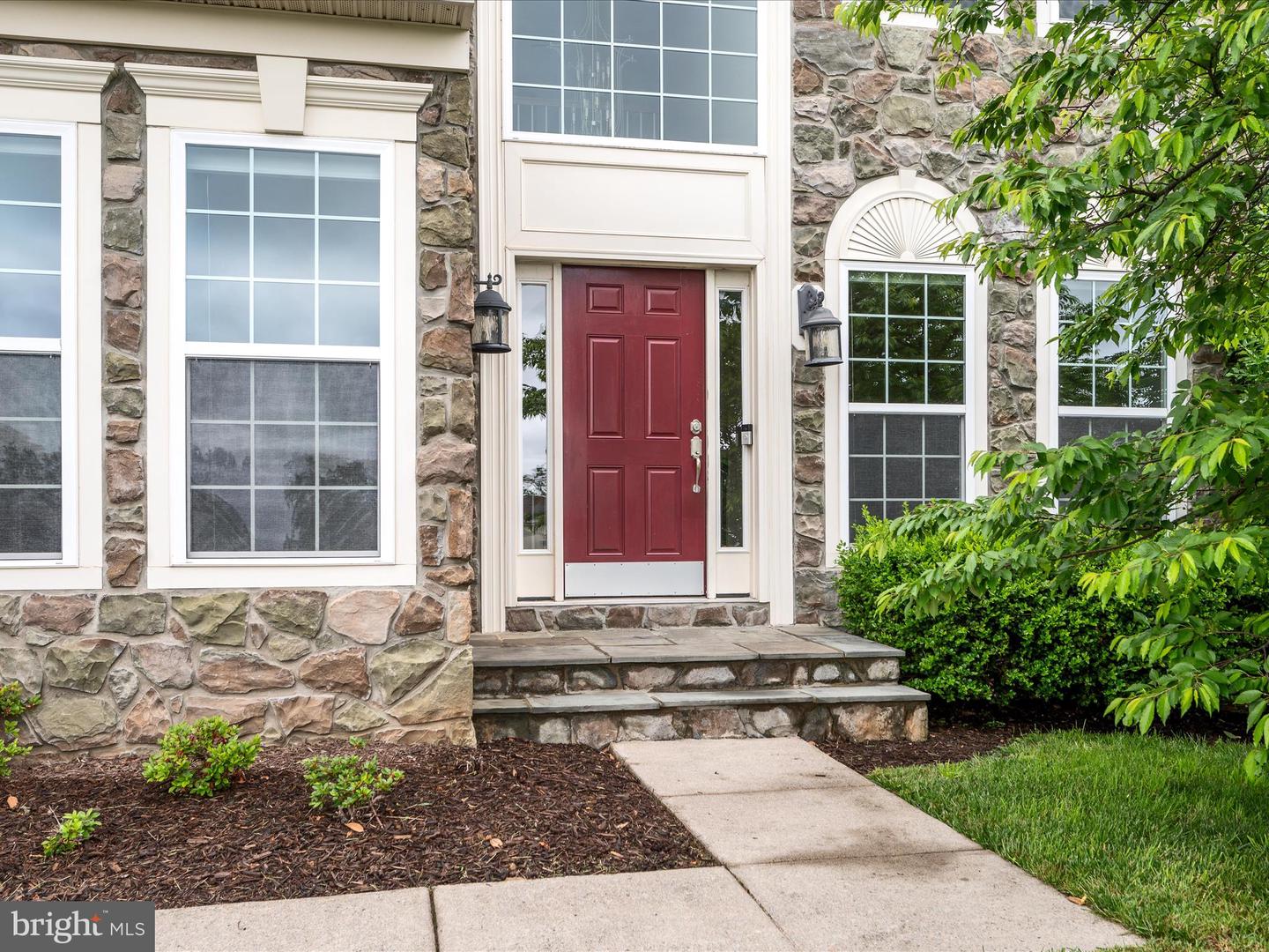 800 KENNEDY DR, WINCHESTER, Virginia 22601, 5 Bedrooms Bedrooms, ,4 BathroomsBathrooms,Residential,For sale,800 KENNEDY DR,VAWI2007660 MLS # VAWI2007660