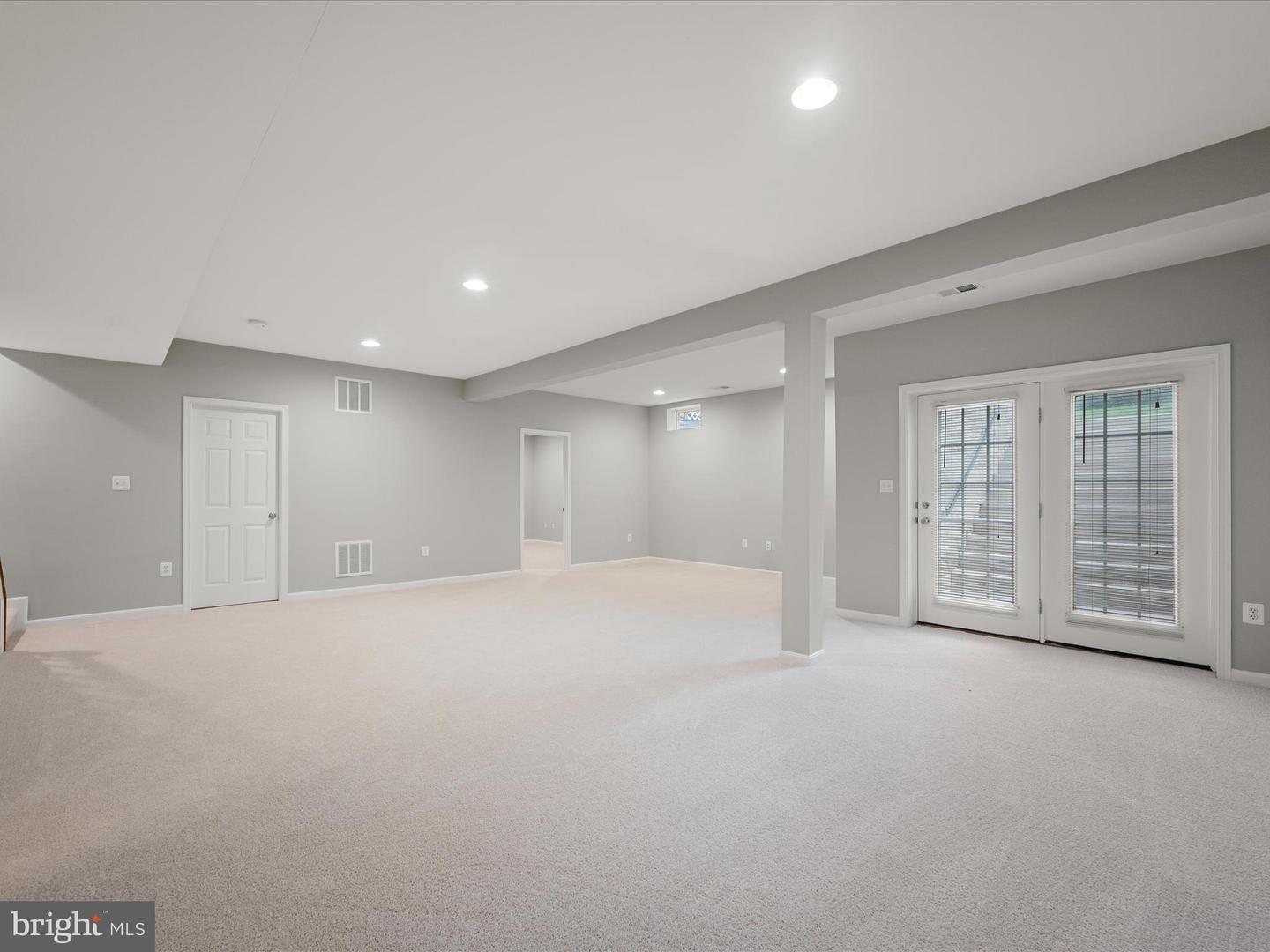 800 KENNEDY DR, WINCHESTER, Virginia 22601, 5 Bedrooms Bedrooms, ,4 BathroomsBathrooms,Residential,For sale,800 KENNEDY DR,VAWI2007660 MLS # VAWI2007660