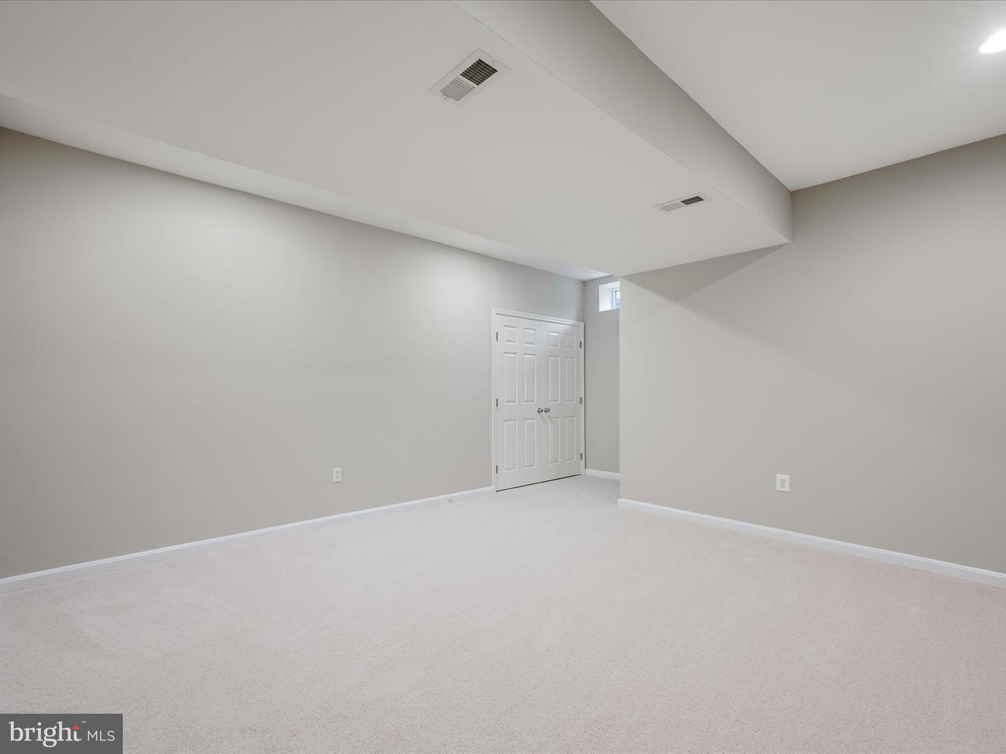 800 KENNEDY DR, WINCHESTER, Virginia 22601, 5 Bedrooms Bedrooms, ,4 BathroomsBathrooms,Residential,For sale,800 KENNEDY DR,VAWI2007660 MLS # VAWI2007660