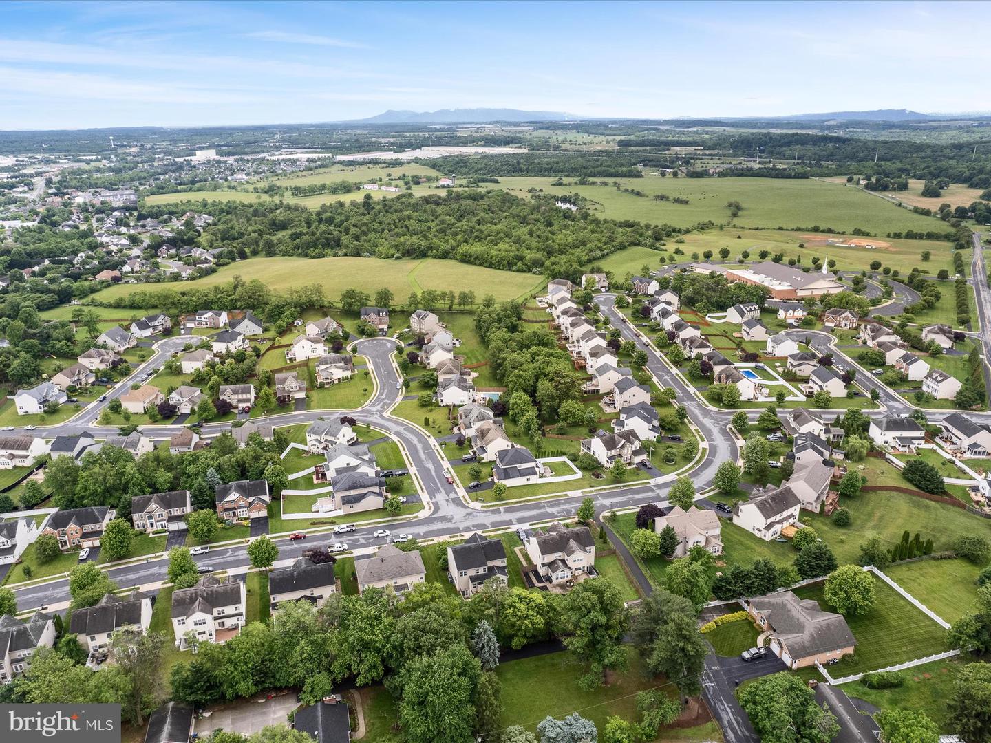 800 KENNEDY DR, WINCHESTER, Virginia 22601, 5 Bedrooms Bedrooms, ,4 BathroomsBathrooms,Residential,For sale,800 KENNEDY DR,VAWI2007660 MLS # VAWI2007660