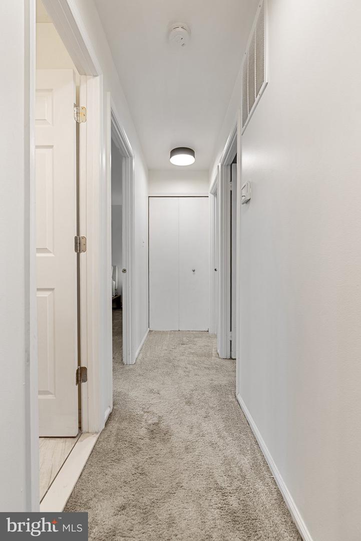 12821 FLAGSHIP AVE, HERNDON, Virginia 20170, 3 Bedrooms Bedrooms, ,2 BathroomsBathrooms,Residential,For sale,12821 FLAGSHIP AVE,VAFX2240530 MLS # VAFX2240530