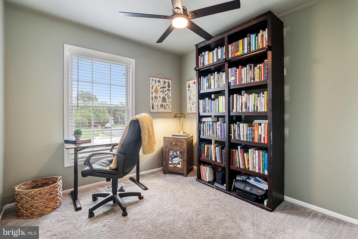 12821 FLAGSHIP AVE, HERNDON, Virginia 20170, 3 Bedrooms Bedrooms, ,2 BathroomsBathrooms,Residential,For sale,12821 FLAGSHIP AVE,VAFX2240530 MLS # VAFX2240530
