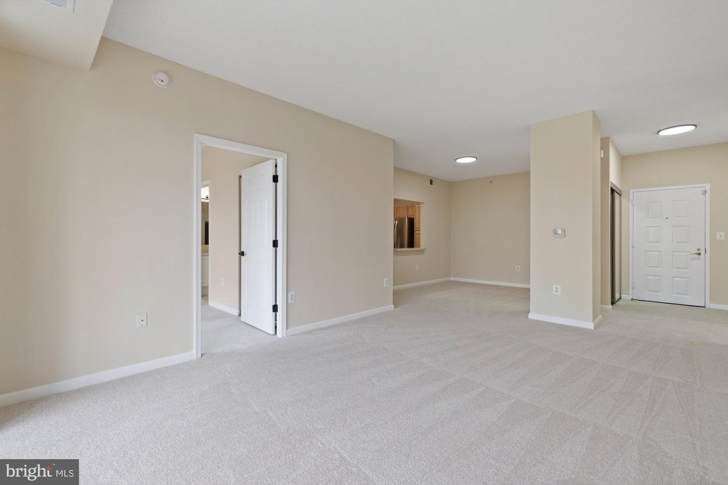 19355 CYPRESS RIDGE TER #414, LEESBURG, Virginia 20176, 2 Bedrooms Bedrooms, 5 Rooms Rooms,2 BathroomsBathrooms,Residential,For sale,19355 CYPRESS RIDGE TER #414,VALO2096298 MLS # VALO2096298