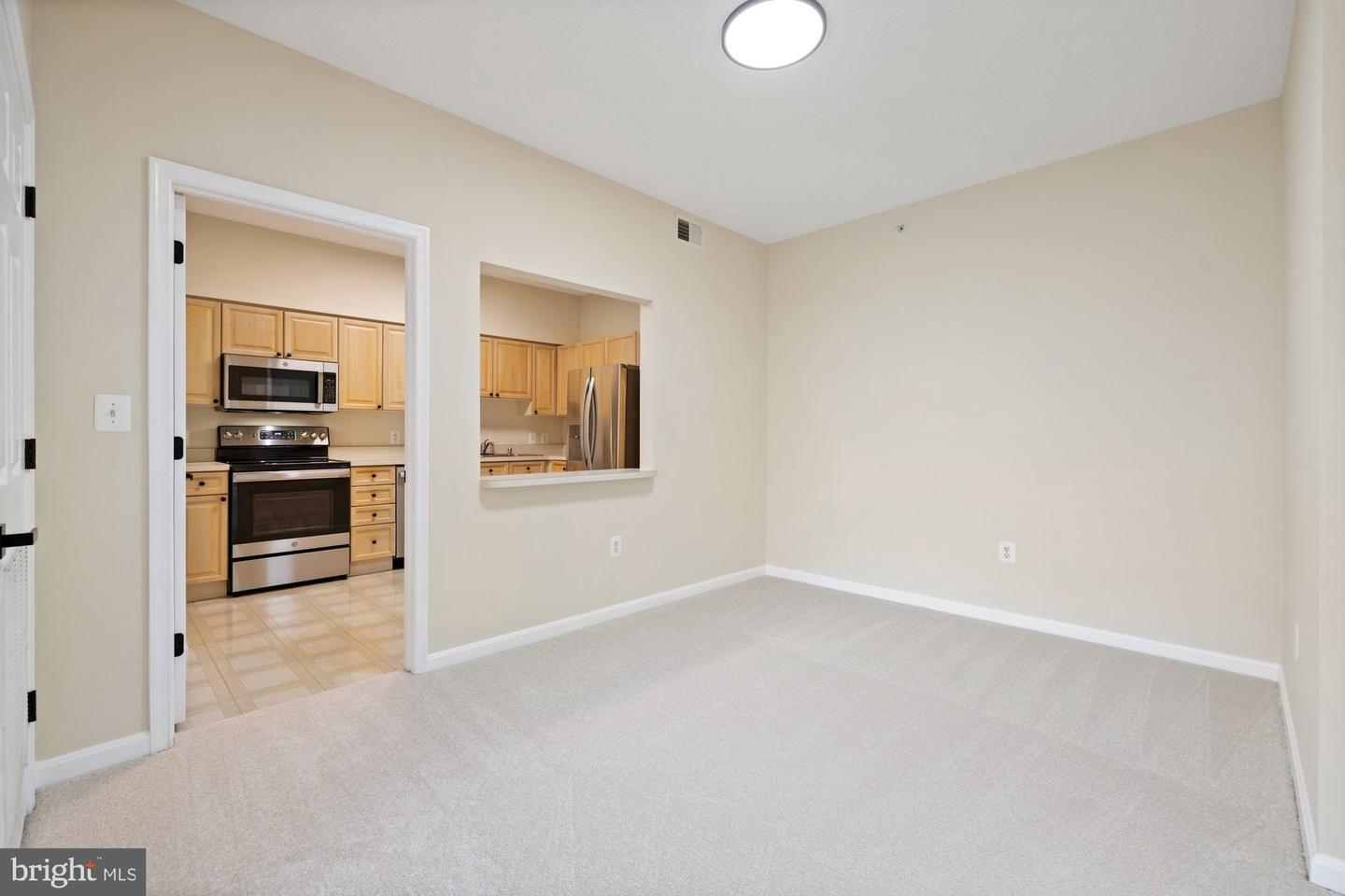 19355 CYPRESS RIDGE TER #414, LEESBURG, Virginia 20176, 2 Bedrooms Bedrooms, 5 Rooms Rooms,2 BathroomsBathrooms,Residential,For sale,19355 CYPRESS RIDGE TER #414,VALO2096298 MLS # VALO2096298