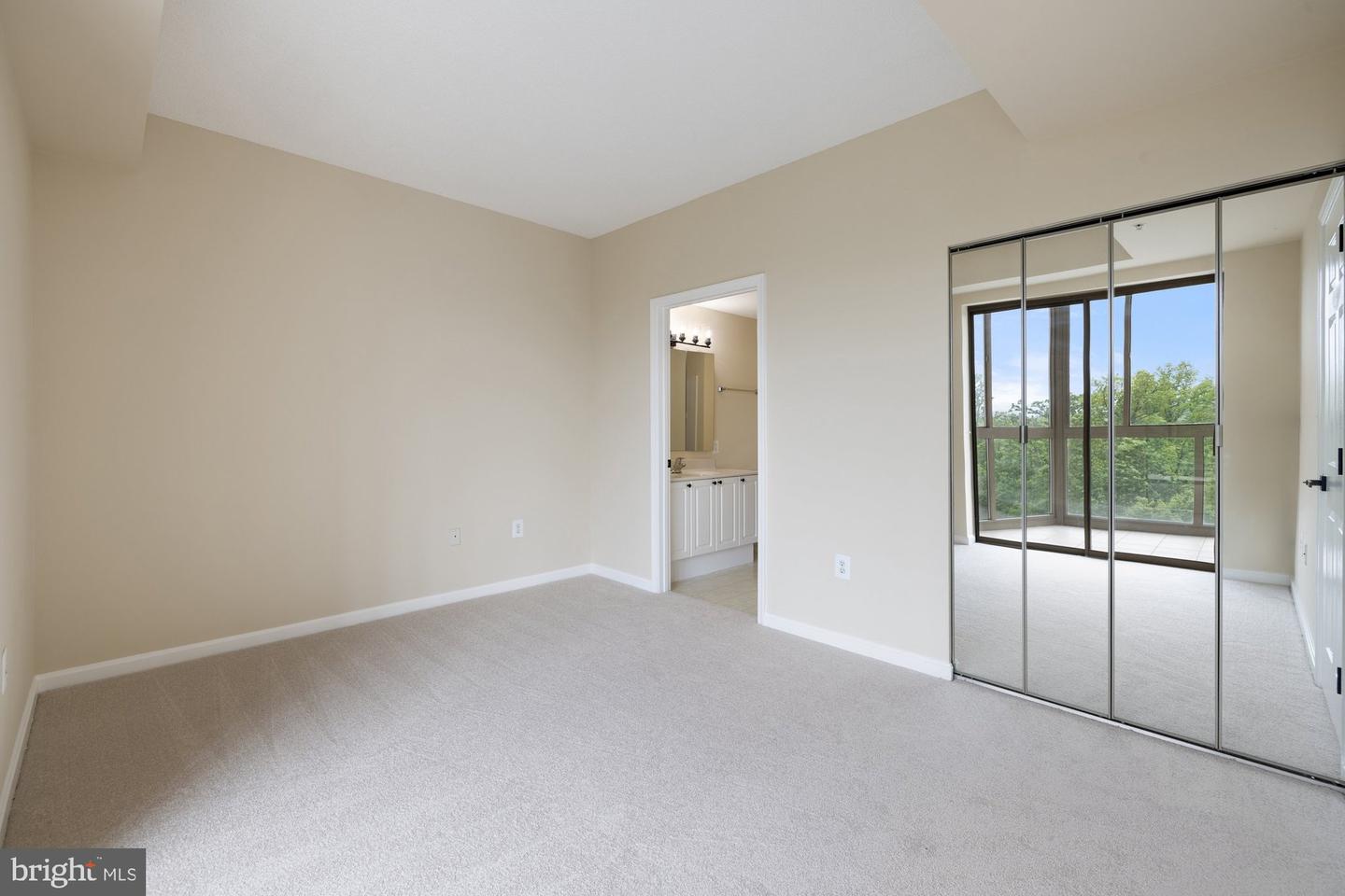 19355 CYPRESS RIDGE TER #414, LEESBURG, Virginia 20176, 2 Bedrooms Bedrooms, 5 Rooms Rooms,2 BathroomsBathrooms,Residential,For sale,19355 CYPRESS RIDGE TER #414,VALO2096298 MLS # VALO2096298