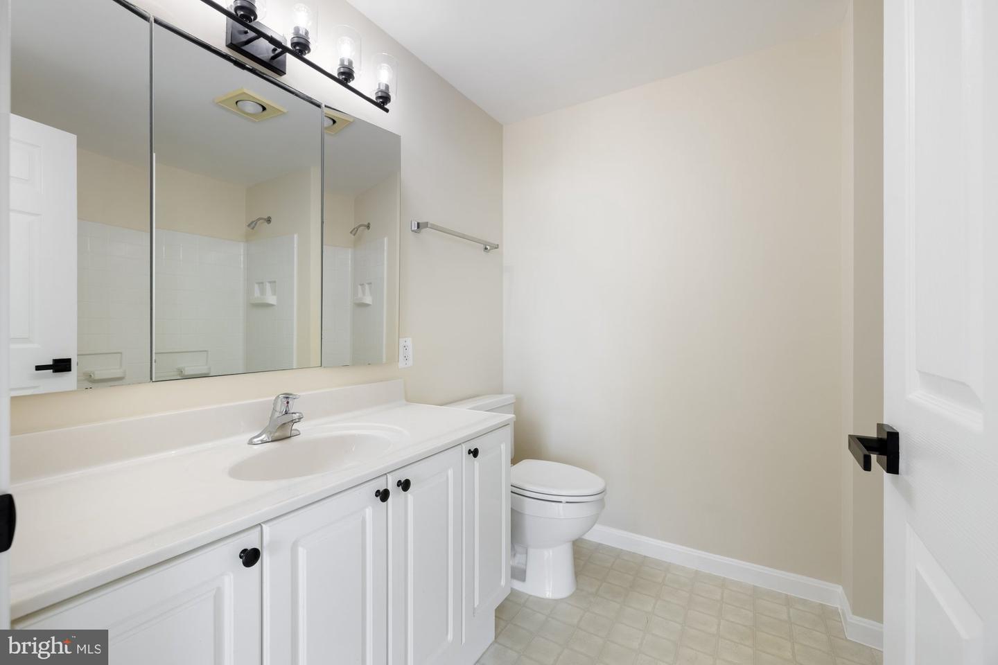 19355 CYPRESS RIDGE TER #414, LEESBURG, Virginia 20176, 2 Bedrooms Bedrooms, 5 Rooms Rooms,2 BathroomsBathrooms,Residential,For sale,19355 CYPRESS RIDGE TER #414,VALO2096298 MLS # VALO2096298