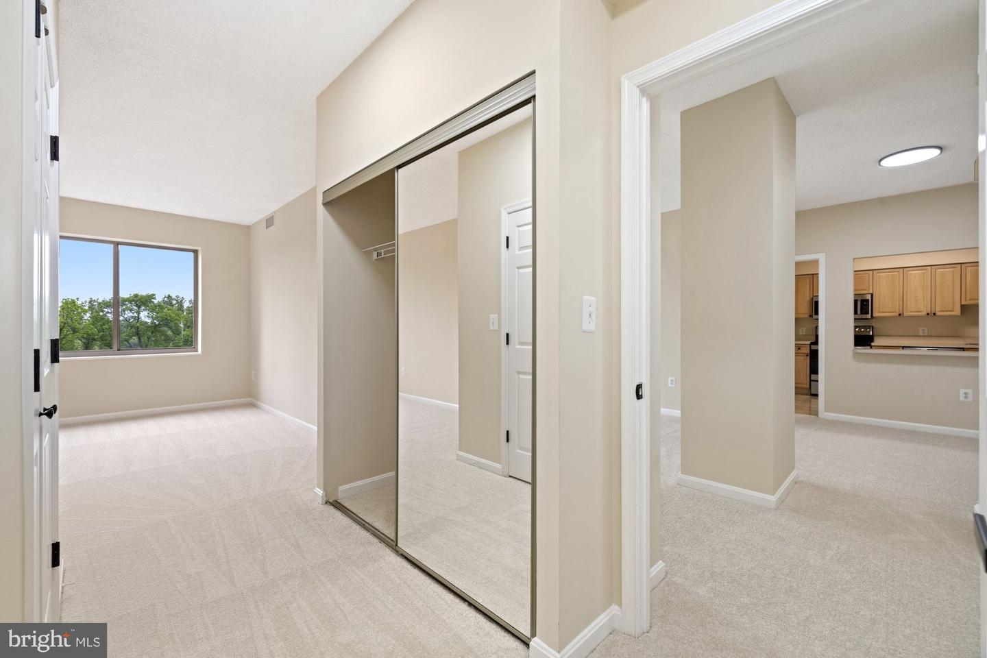 19355 CYPRESS RIDGE TER #414, LEESBURG, Virginia 20176, 2 Bedrooms Bedrooms, 5 Rooms Rooms,2 BathroomsBathrooms,Residential,For sale,19355 CYPRESS RIDGE TER #414,VALO2096298 MLS # VALO2096298