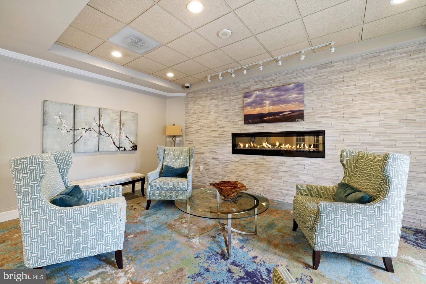 19355 CYPRESS RIDGE TER #414, LEESBURG, Virginia 20176, 2 Bedrooms Bedrooms, 5 Rooms Rooms,2 BathroomsBathrooms,Residential,For sale,19355 CYPRESS RIDGE TER #414,VALO2096298 MLS # VALO2096298